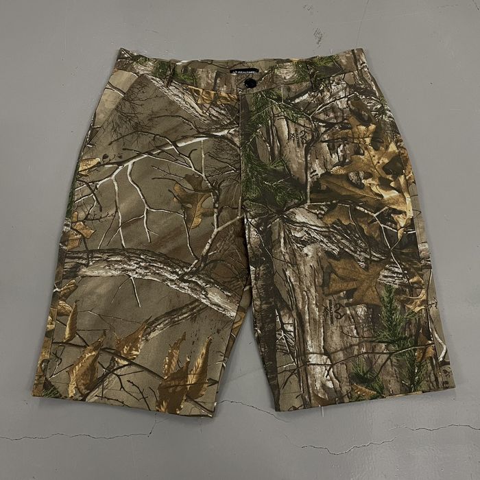 Vintage Crazy vintage Y2K Camo Real Tree essential baggy wide shorts ...