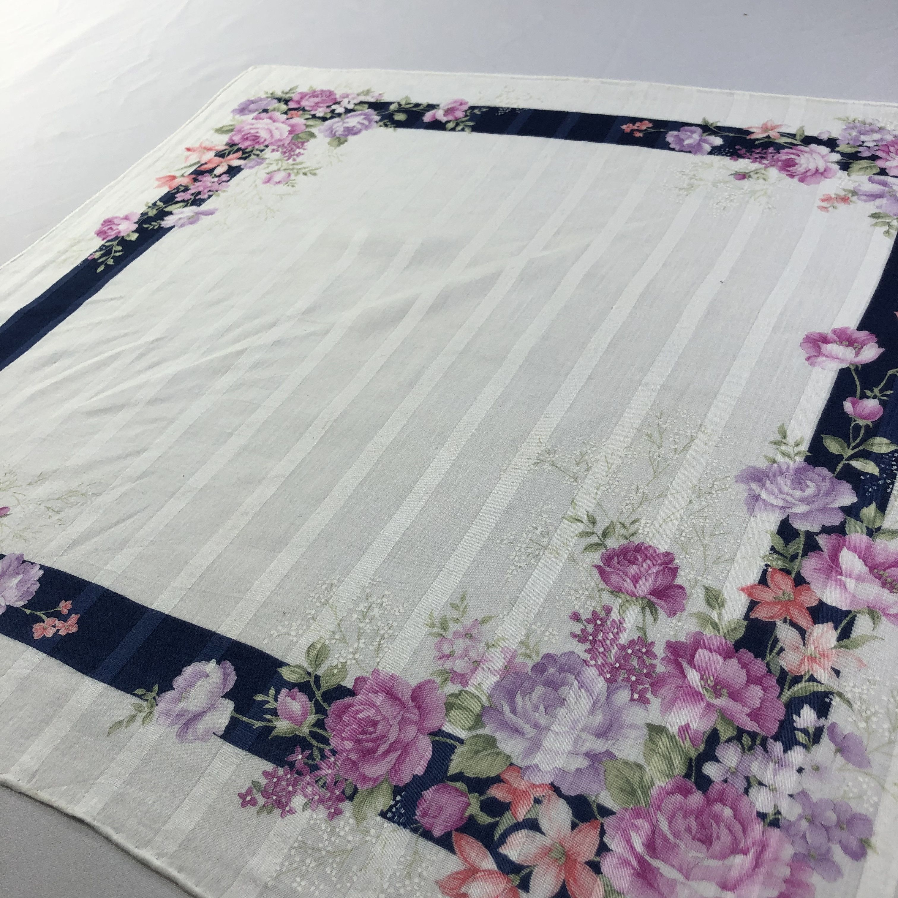 Yves Saint Laurent YSL Floral Handkerchief Neckerchief Bandana H1598 Size ONE SIZE - 3 Thumbnail