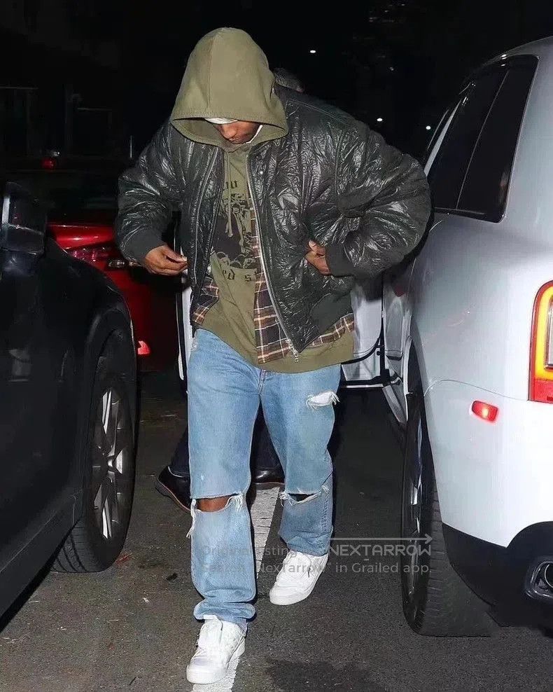 Dries Van Noten Dries Van Noten Quilted Waxed Bomber Jacket. Size US S / EU 44-46 / 1 - 2 Thumbnail