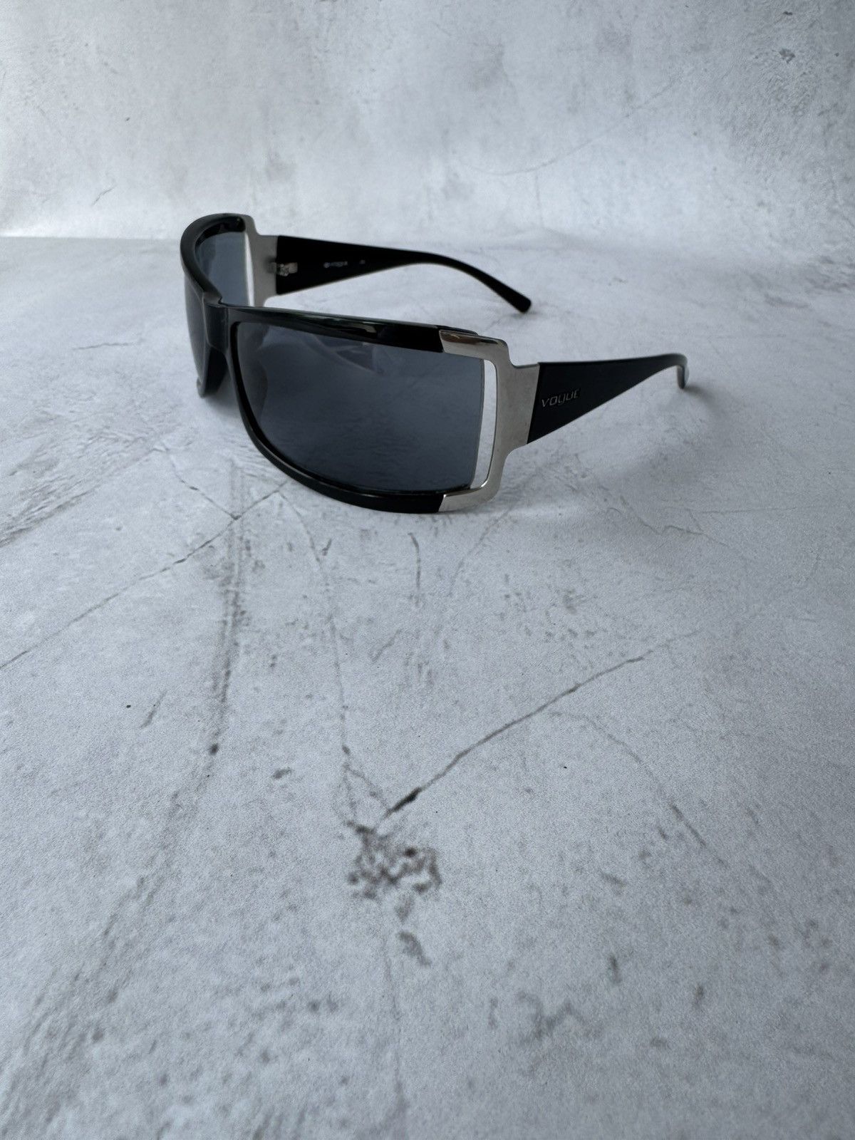 Vogue Vogue Mask Sunglasses Women’s Size ONE SIZE - 1 Thumbnail