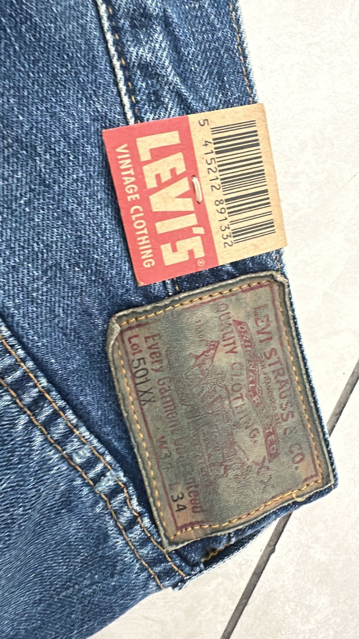 Levi's Vintage Clothing LVC SAMPLE Levi's Vintage Clothing 1947 501XX Selvedge Jean Size US 34 / EU 50 - 8 Thumbnail