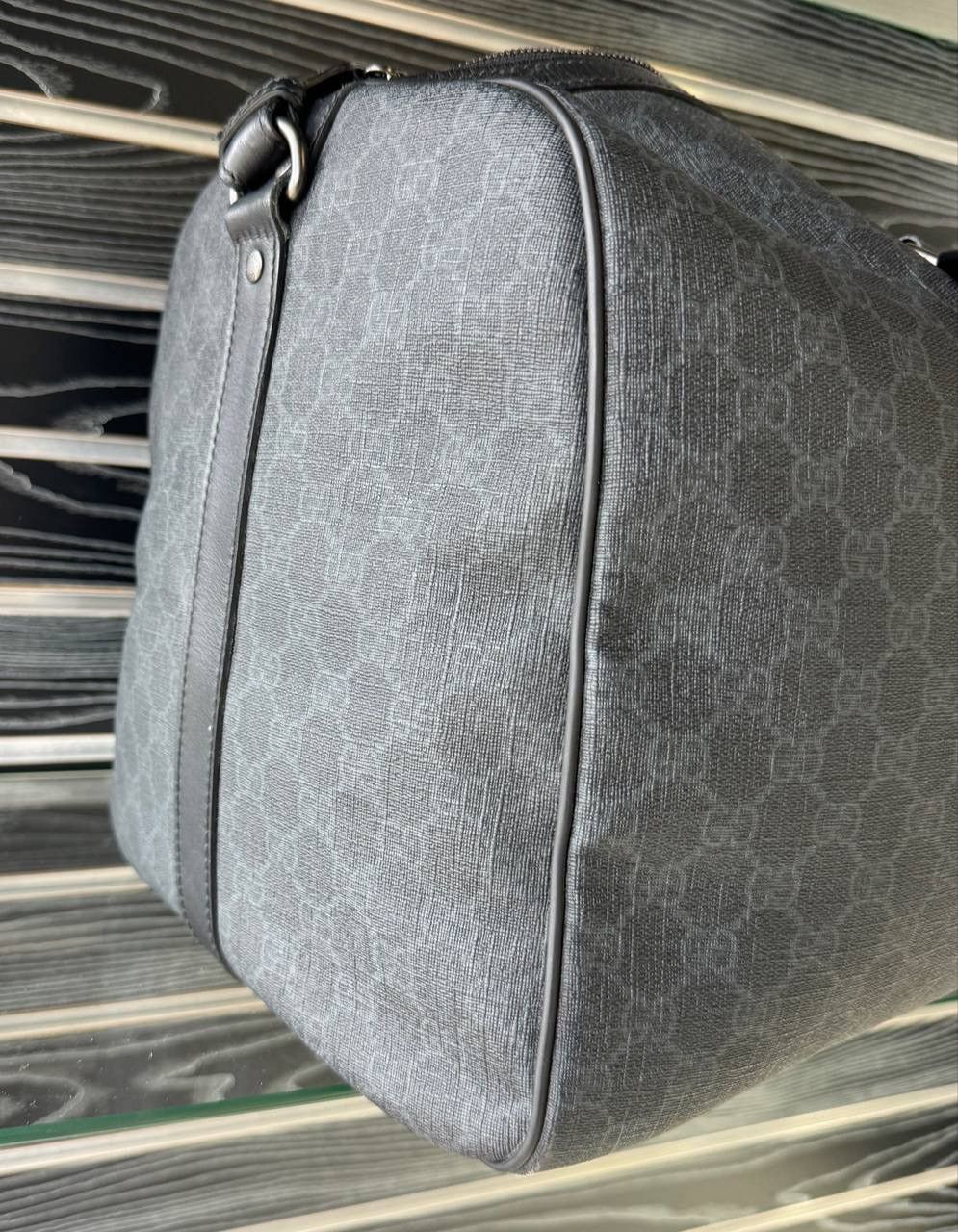 Gucci Gucci GG Large Supreme Duffle Bag Gray Black Keys Strap Lock Size ONE SIZE - 5 Thumbnail