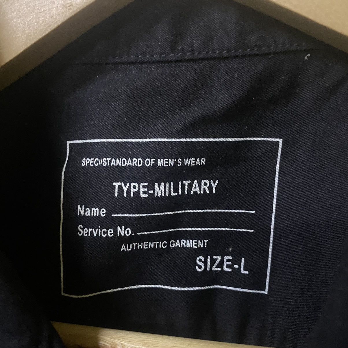 GU Shirt button up black type military by GU Size US L / EU 52-54 / 3 - 3 Thumbnail