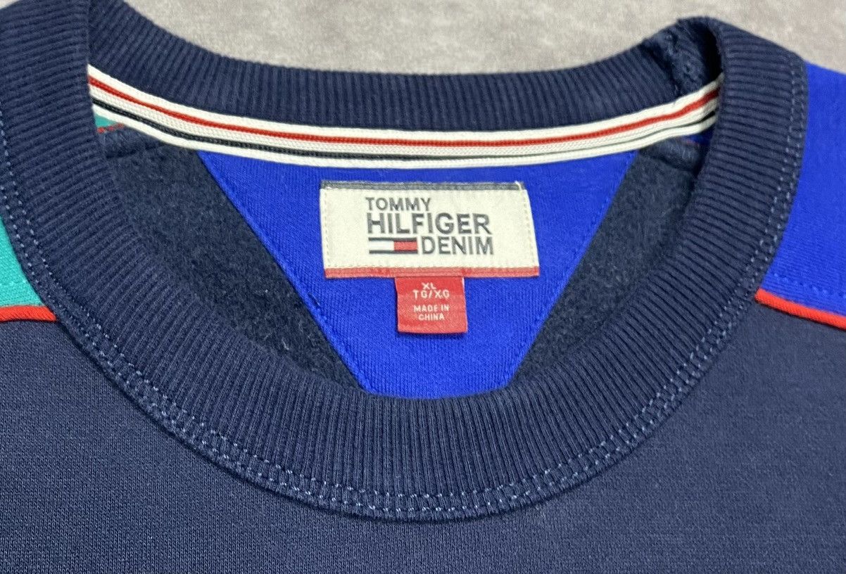 Tommy Hilfiger Tommy Hilfiger Denim Colorblock Crewneck Sweatshirt Size US XL / EU 56 / 4 - 2 Thumbnail