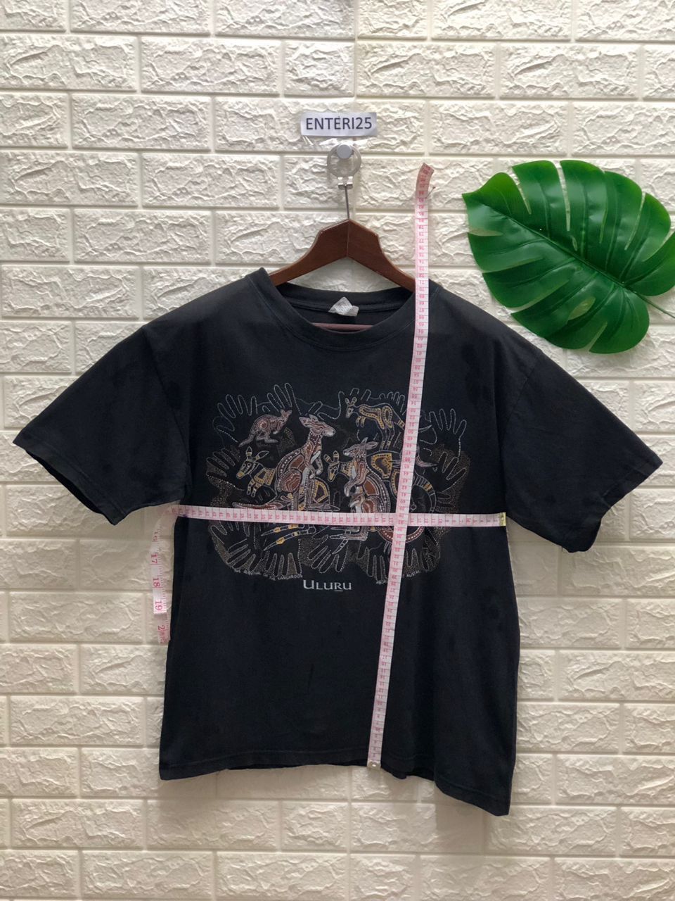 Vintage Gooses Australia 90s Vintage Tribal Art uluru Hunt Tee Size US M / EU 48-50 / 2 - 10 Thumbnail