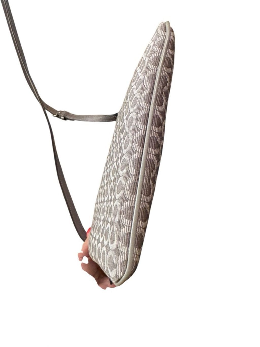 Coach Coach Madison Op Art Needlepoint Swingpack Size ONE SIZE - 6 Thumbnail