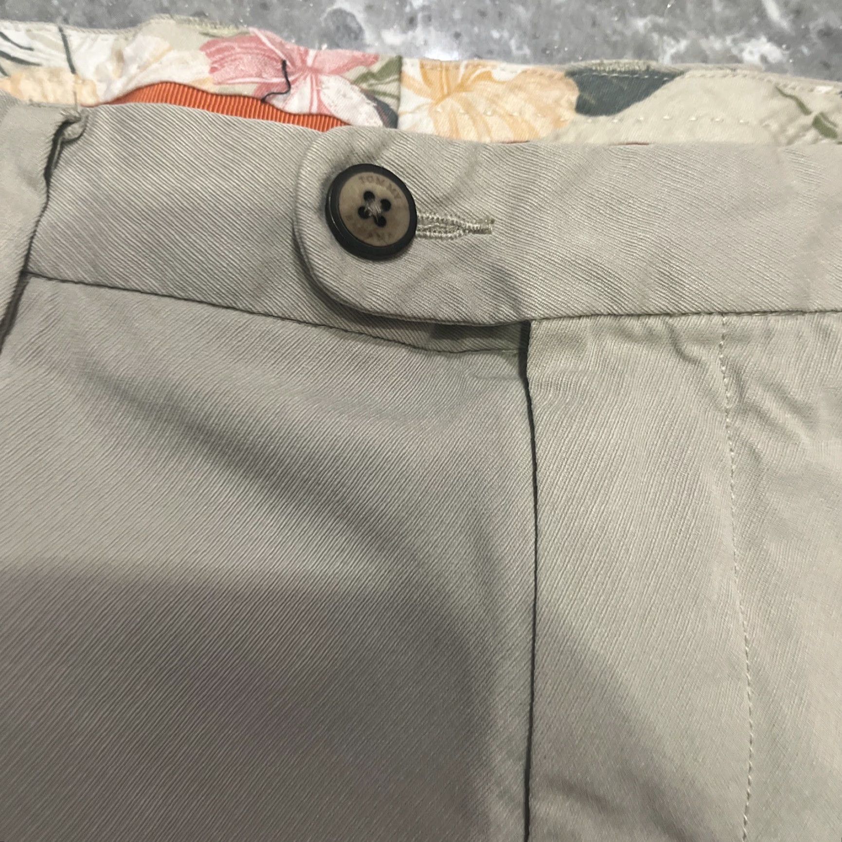 Tommy Bahama Tommy Bahama Pants Mens 34X32 Khaki Beige Silk Cotton Chino Flat Front Zip Pockets Straight Leg Casual Workwear Travel Preppy Mens Size US 34 / EU 50 - 2 Thumbnail
