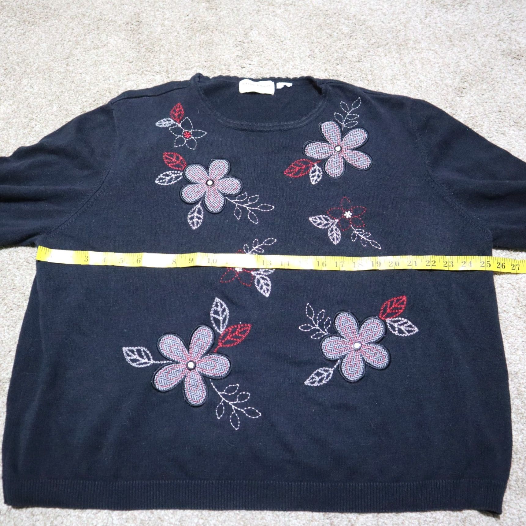 Vintage VINTAGE Alfred Dunner Sweater Women's Adult 3XL Blue Embroidered Floral Size XXL / US 16-18 / IT 52-54 - 5 Thumbnail