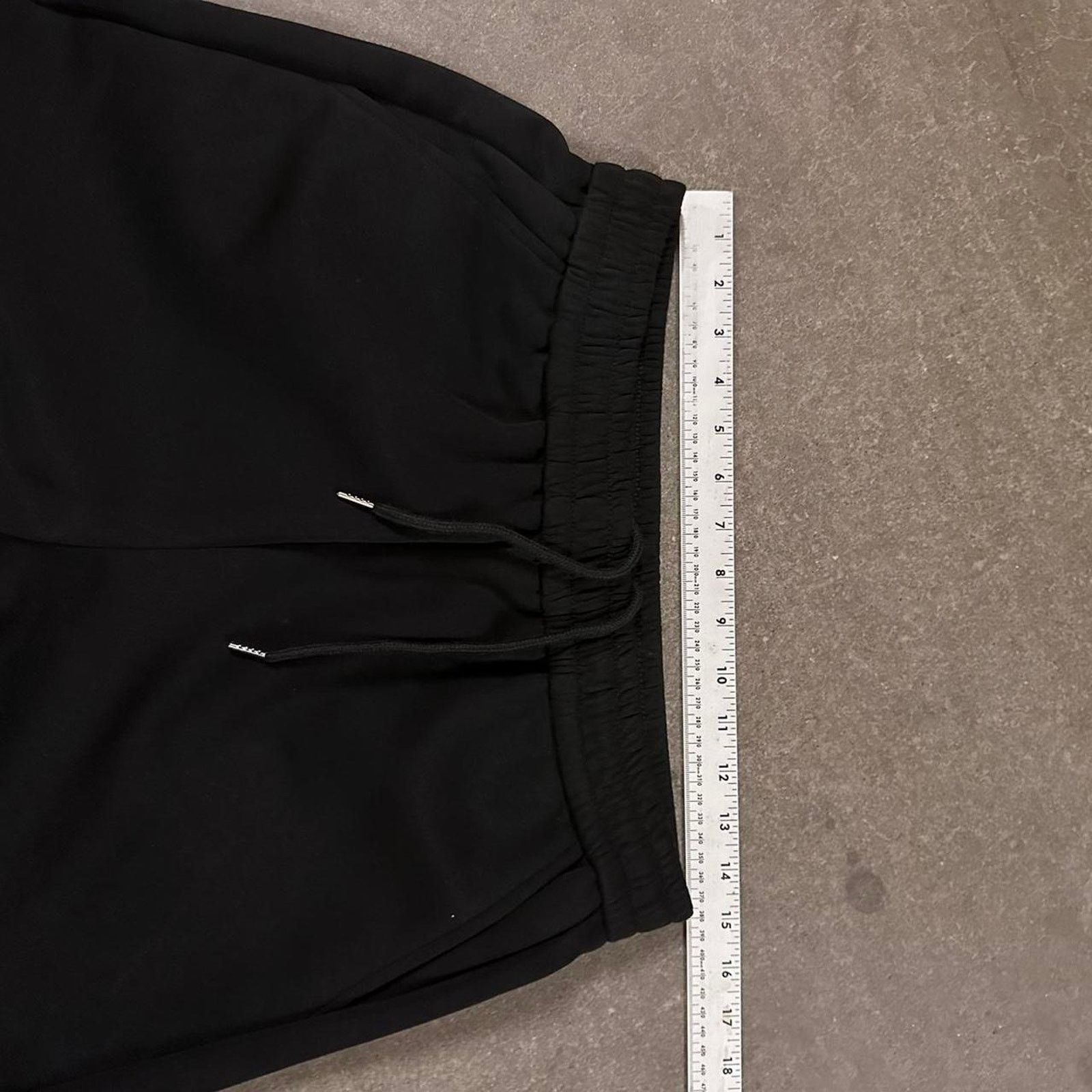 Other Baggy black wide leg essential Size US 30 / EU 46 - 7 Thumbnail