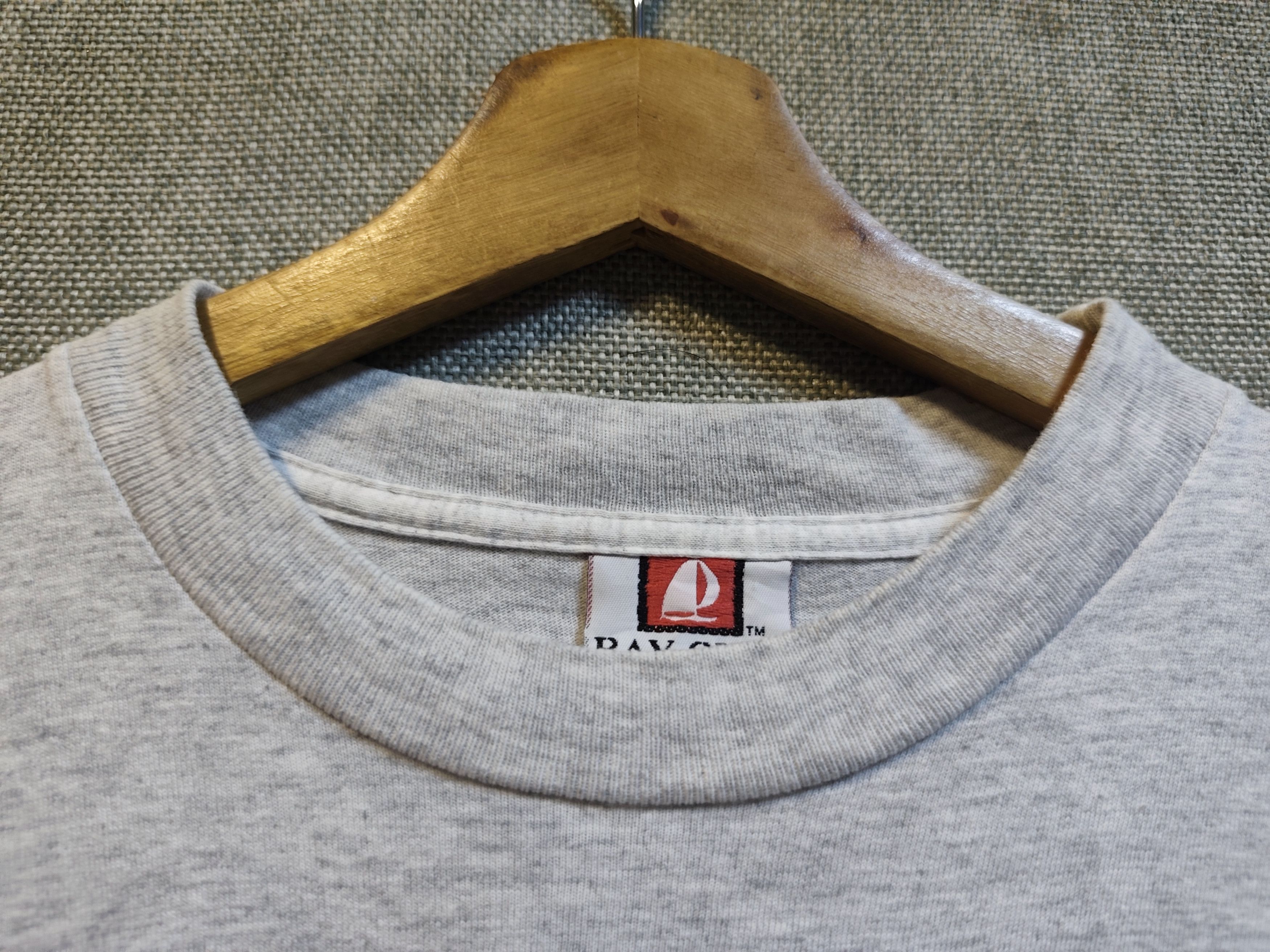 Playstation Vtg 2001 Final Fantasy Yoshitaka Amano Side-Print T-Shirt Size US M / EU 48-50 / 2 - 6 Thumbnail