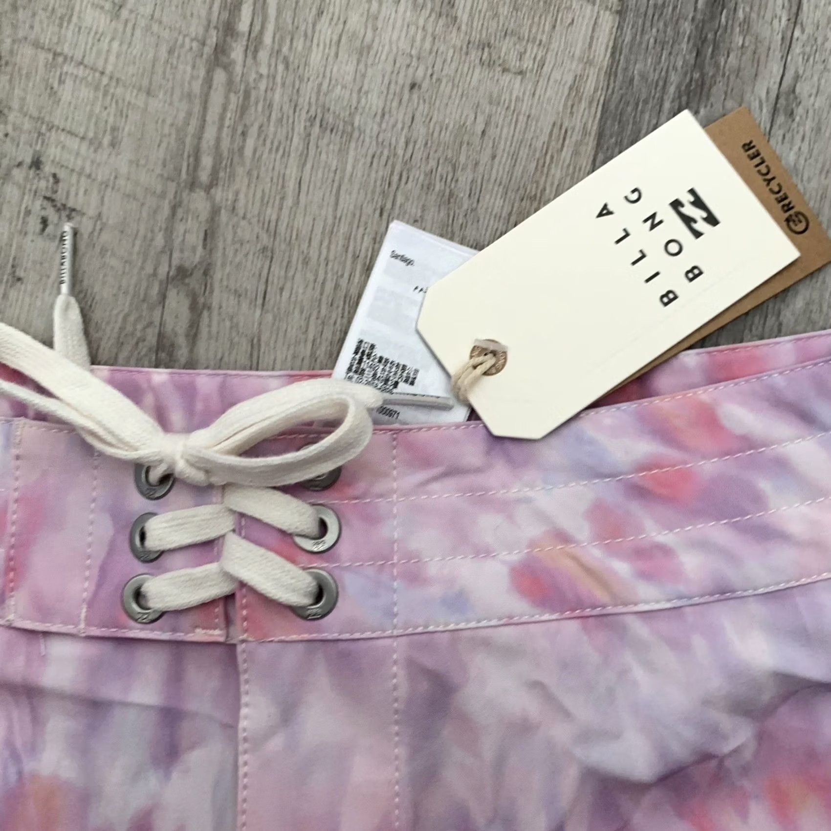 Billabong Billabong Boardshort Juniors 11 Pink Multi Tie Dye 2" Fixed NEW Keep it Mellow Size ONE SIZE - 3 Thumbnail