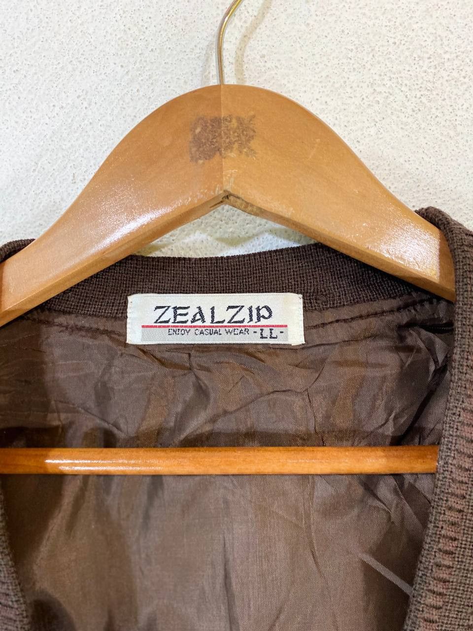 Japanese Brand vintage japanese brands wool vest nice design Size US M / EU 48-50 / 2 - 2 Thumbnail
