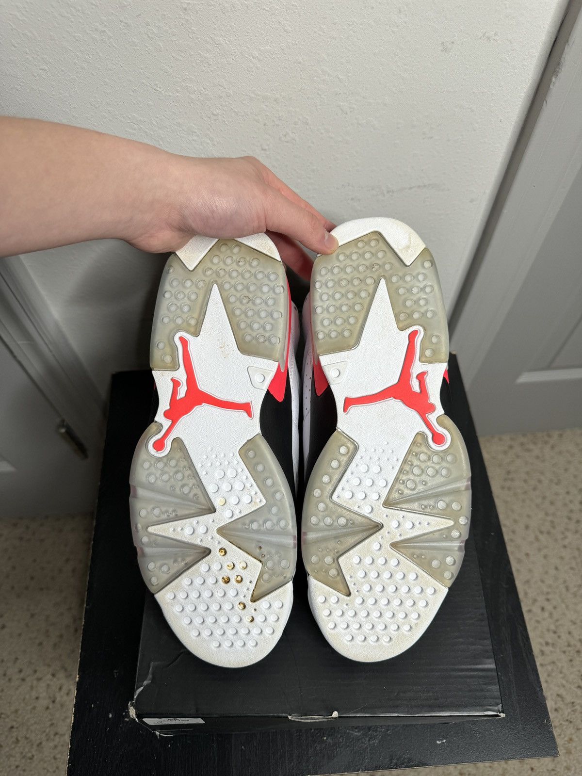 Jordan Brand Air Jordan 6 Low ‘White Infrared’ 2015 Size US 8.5 / EU 41-42 - 5 Thumbnail