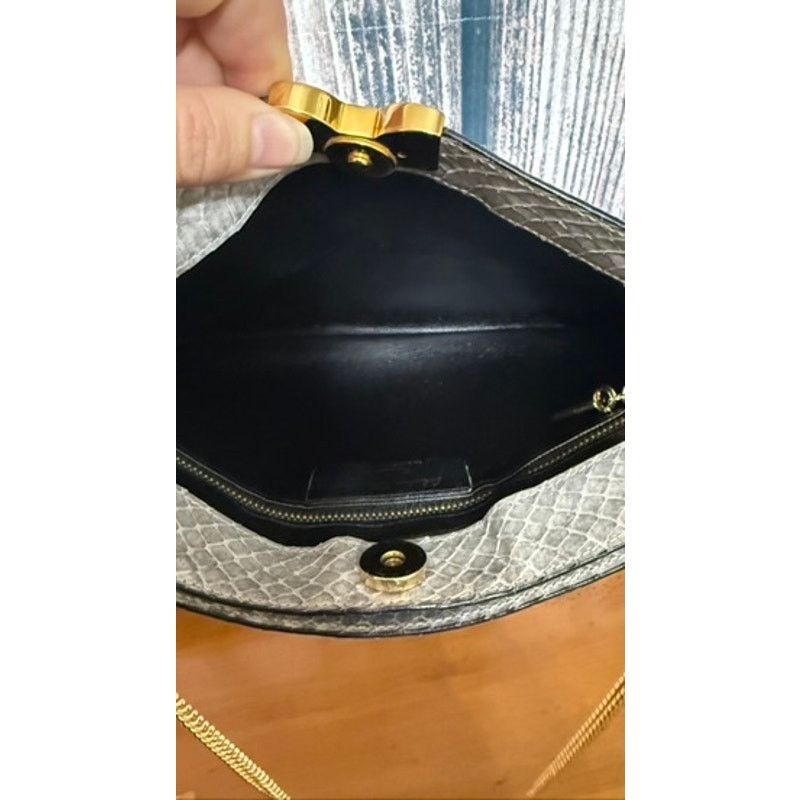 Salvatore Ferragamo Salvatore Ferragamo Women's Clutch & Heels Set Size 8 Size US 8 / IT 38 - 6 Thumbnail