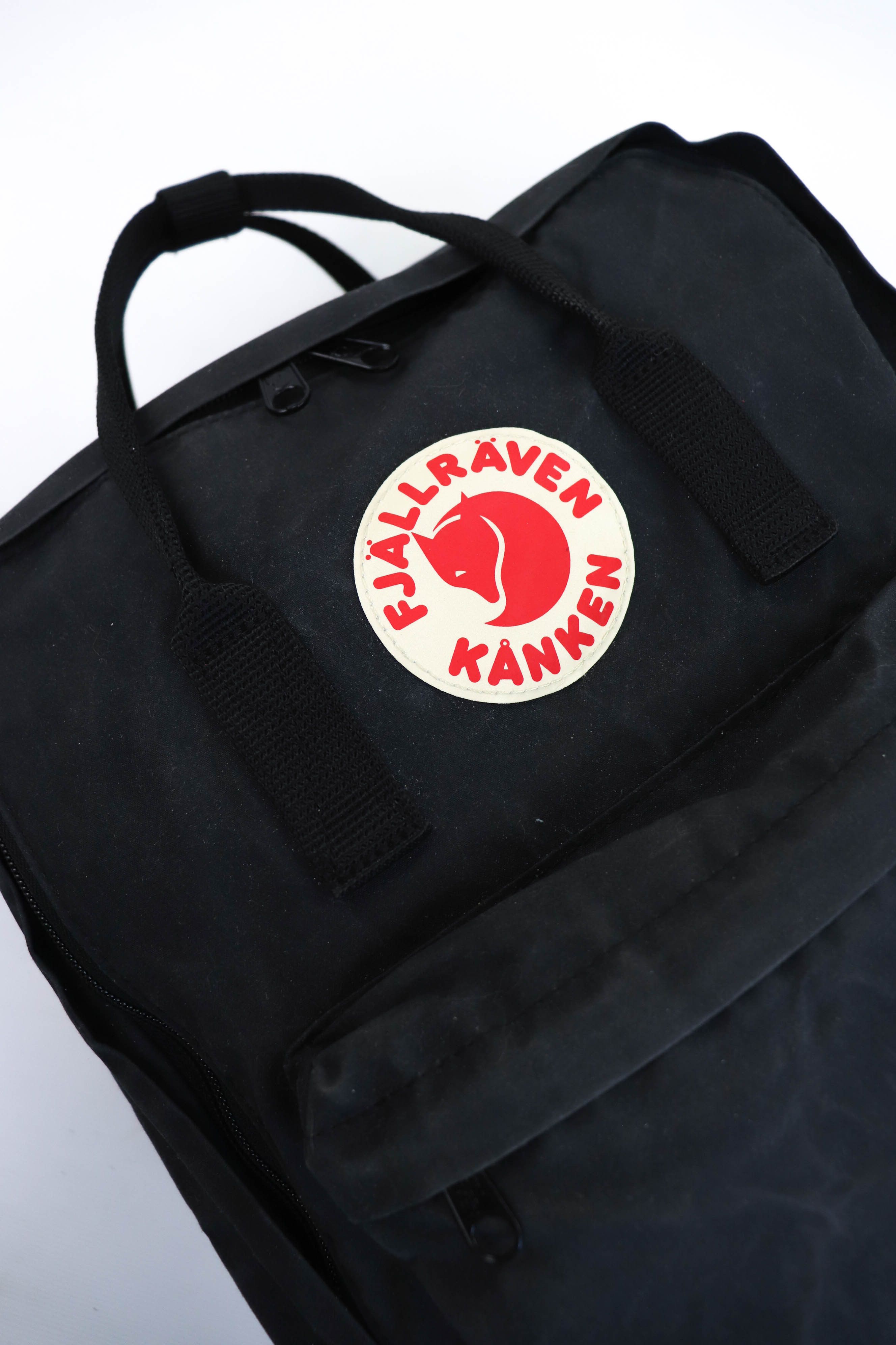 Fjallraven Fjallraven Kanken 16L Black Waxed Backpack Size ONE SIZE - 8 Thumbnail