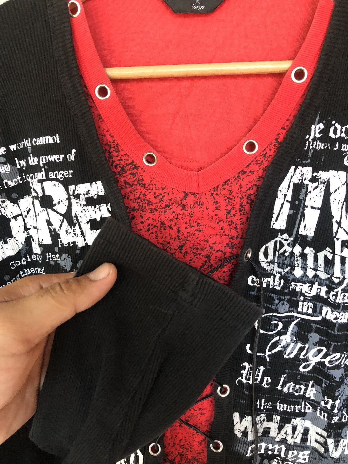 Japanese Brand Vintage Japanese Brand Punk Design Shirt Tee Size US L / EU 52-54 / 3 - 8 Thumbnail