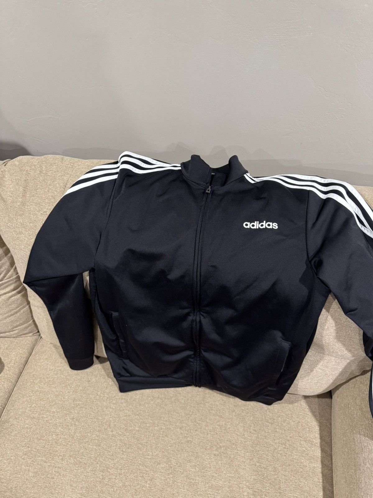Adidas Adidas men’s track jacket sz M black/white stripes Size US M / EU 48-50 / 2 - 6 Thumbnail