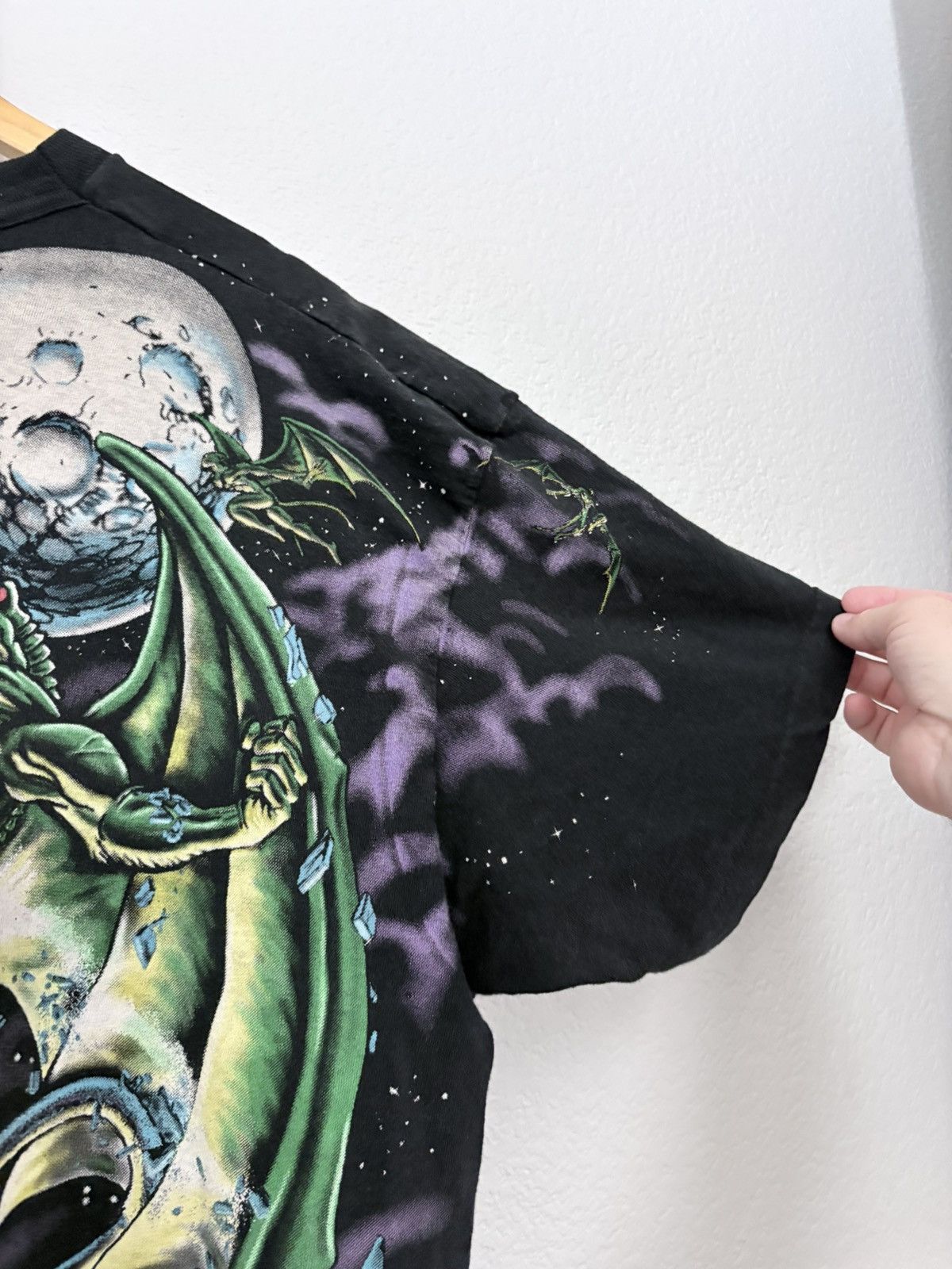 Liquid Blue RARE GRAIL Gargoyles Liquid Blue All Over Print Vintage Tee Size US XXL / EU 58 / 5 - 9 Thumbnail