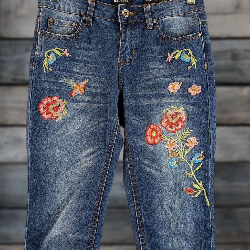 Vintage Ranbeeri Womens Skinny Jeans Sz 26 Floral Embroidered Raw Hem Low Rise Denim Cotton Blend Vintage Not Applicable Size 26" / US 2 / IT 38 - 1 Thumbnail