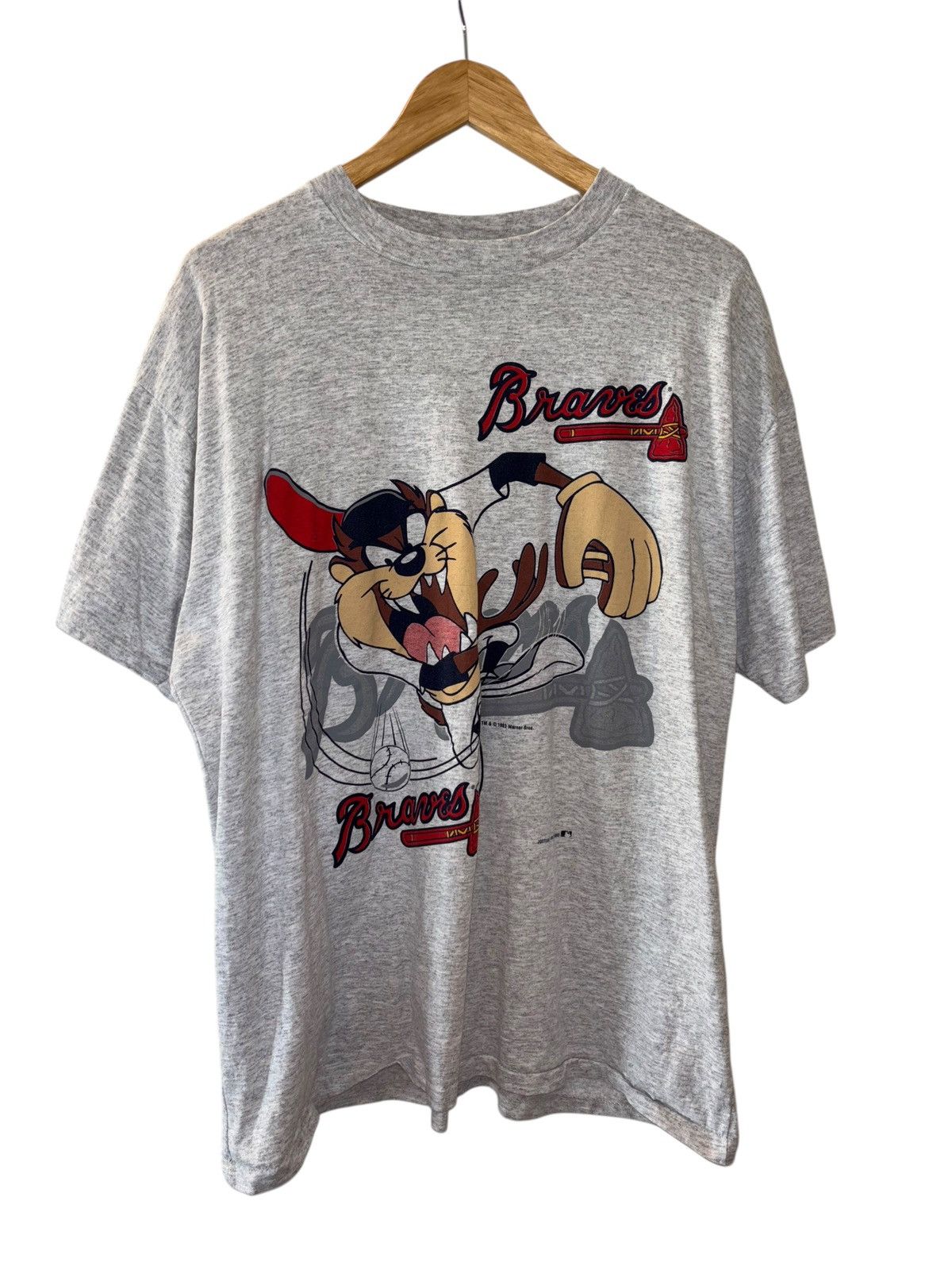 MLB × Vintage × Warner Bros Vintage 1993 Atlanta Braves Taz T-shirt by Jostens Size US XL / EU 56 / 4 - 1 Thumbnail