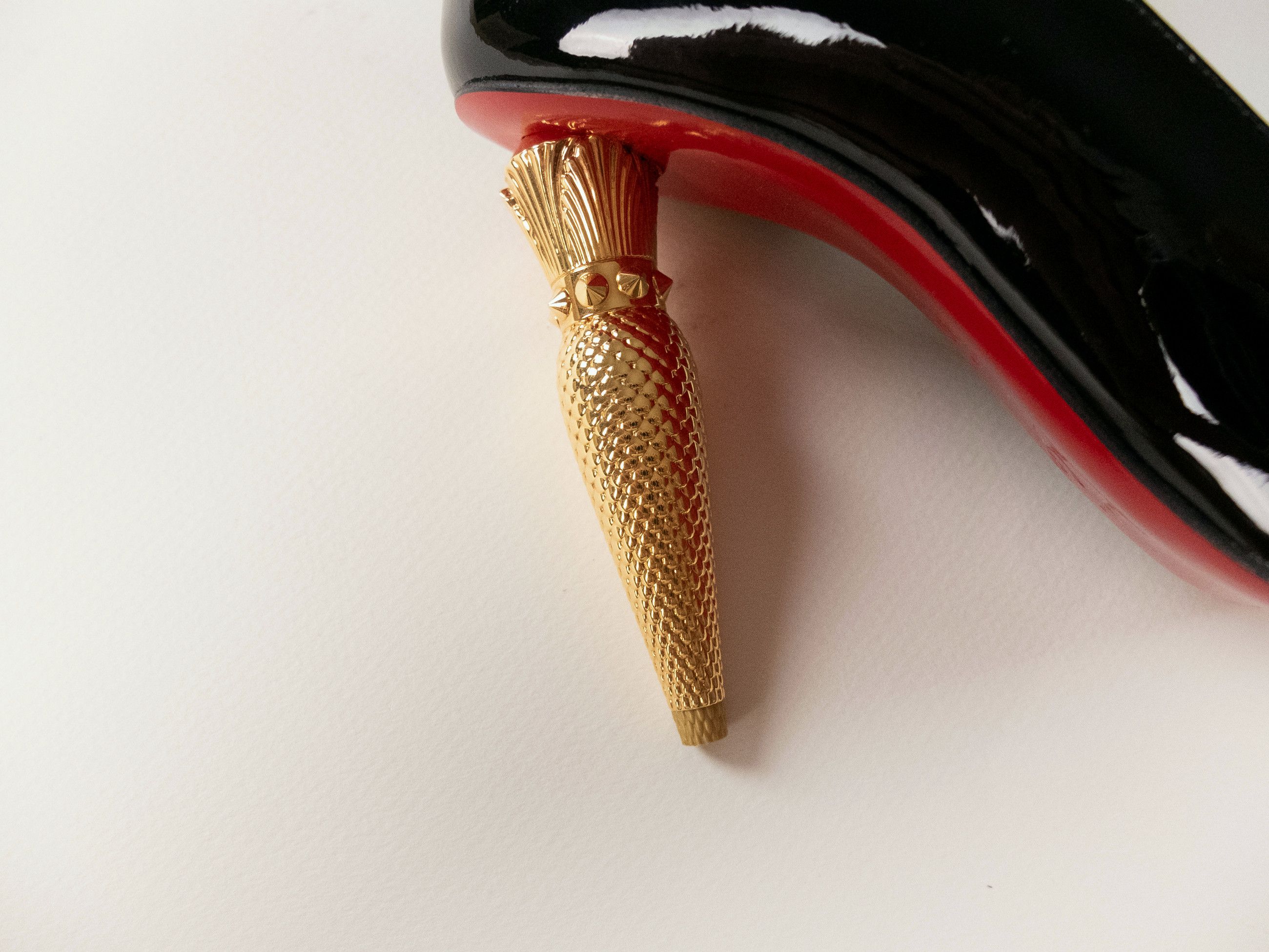 Christian Louboutin CHRISTIAN LOUBOUTIN Lipchick black patent leather pumps Size US 6 / IT 36 - 11 Thumbnail