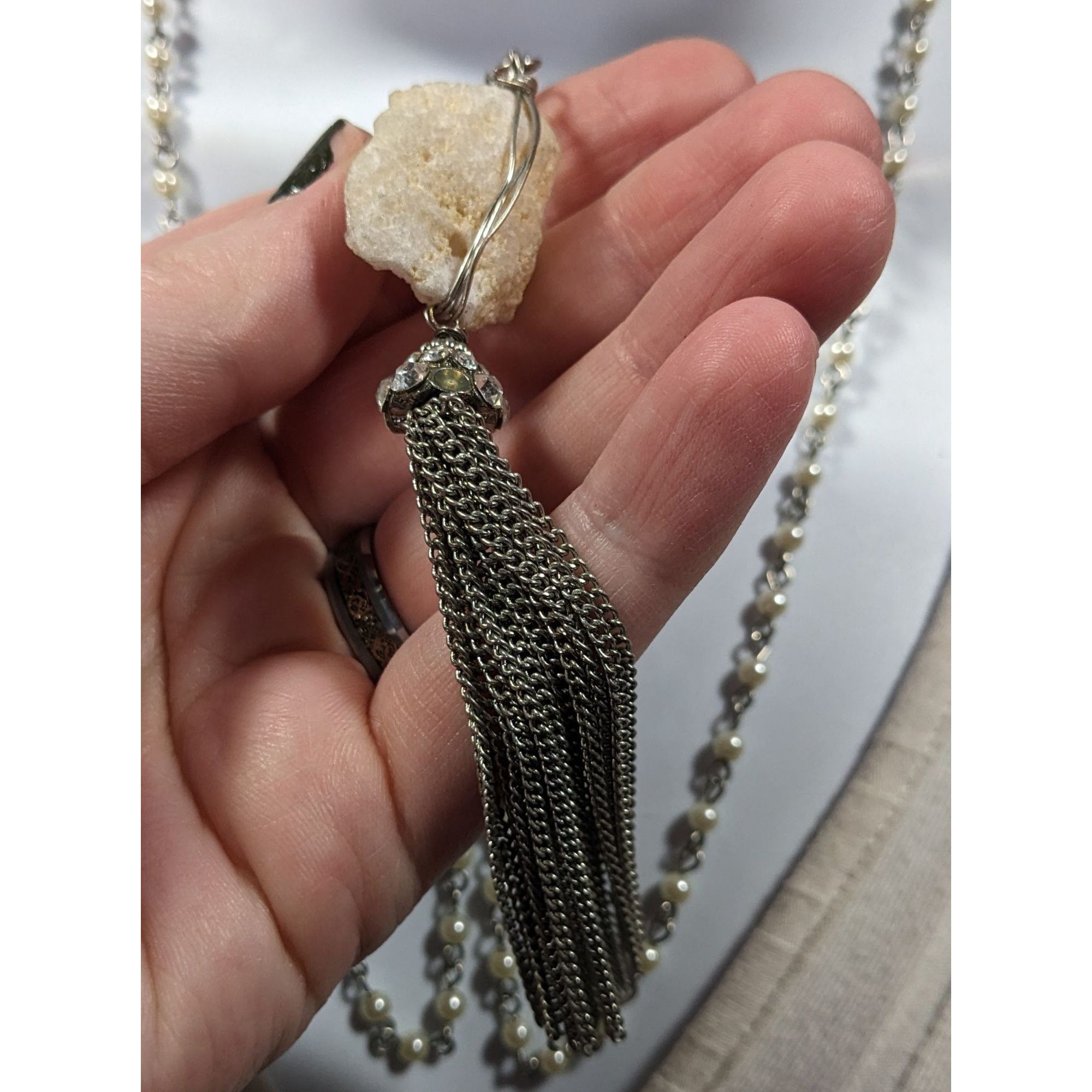 Other Handmade Druzy Quartz Pendant Tassel Necklace Size ONE SIZE - 6 Thumbnail