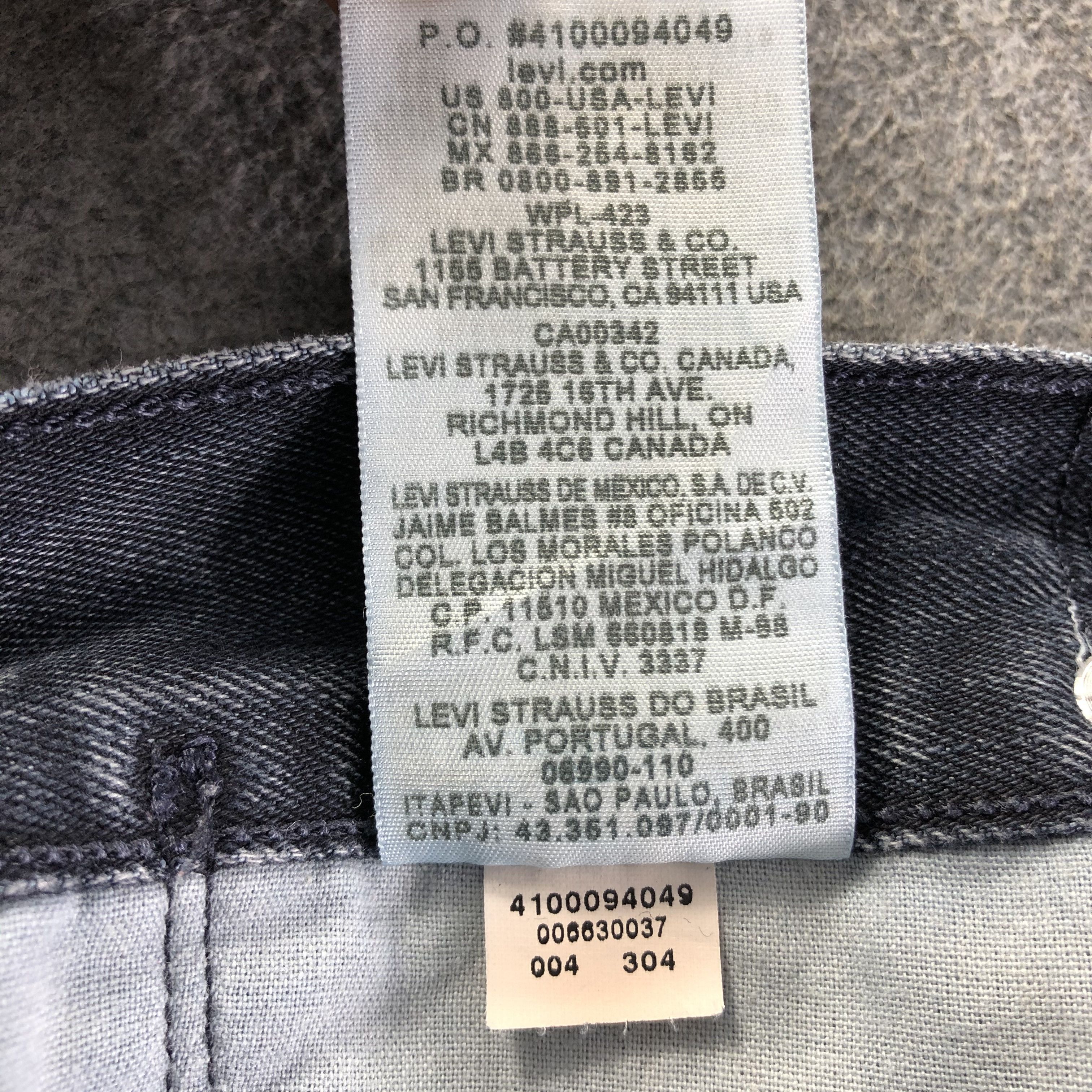 Levi's Vintage Levis 514 Jeans-J4302 Size US 35 - 14 Thumbnail