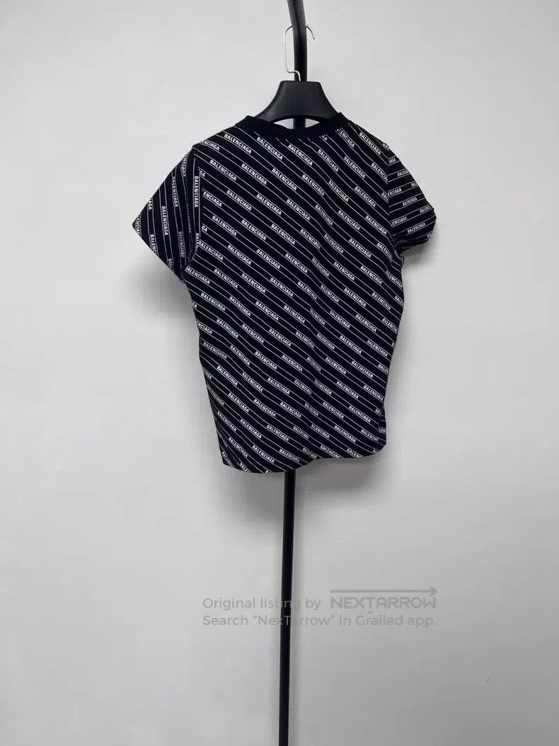 Balenciaga Balenciaga Alphabet All-over Print Crew Neck Short Sleeve Size US M / EU 48-50 / 2 - 2 Thumbnail