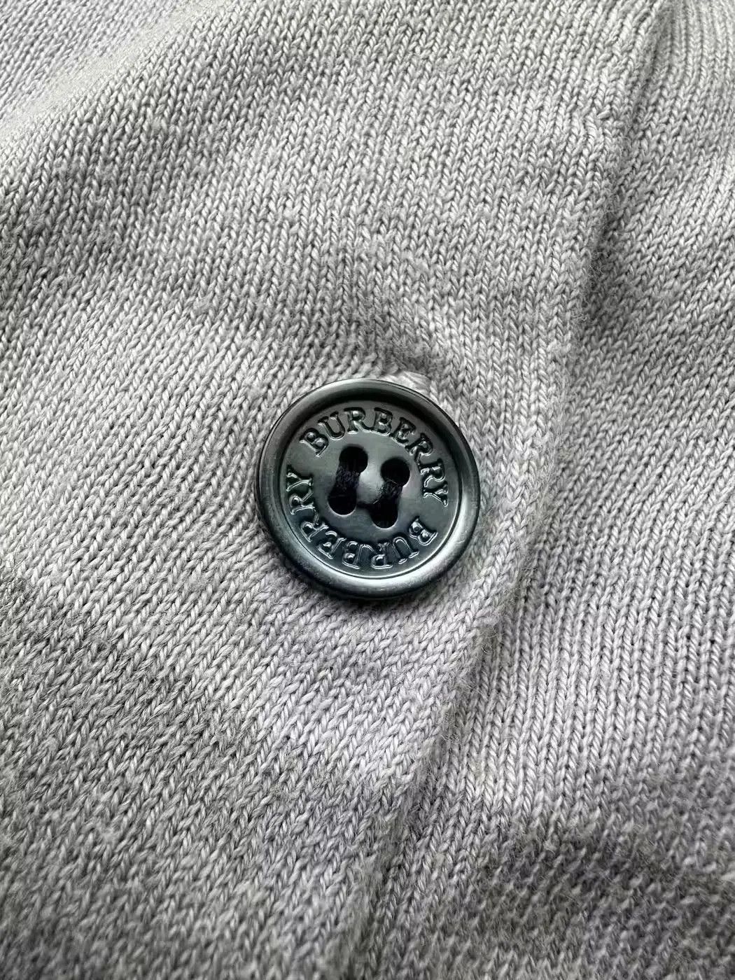 Burberry Burberry Vintage Button Cardigan (267) Size XS / US 0-2 / IT 36-38 - 6 Thumbnail