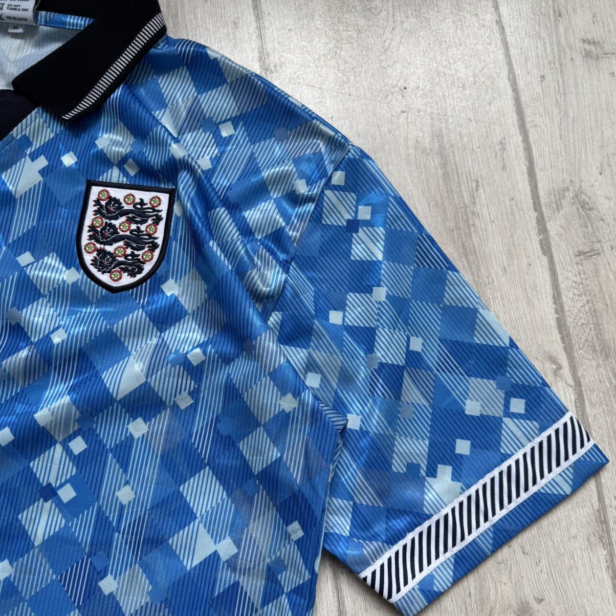Puma ⚽️ Retro Vintage England jersey soccer Blockore Score Draw Size US XL / EU 56 / 4 - 7 Thumbnail