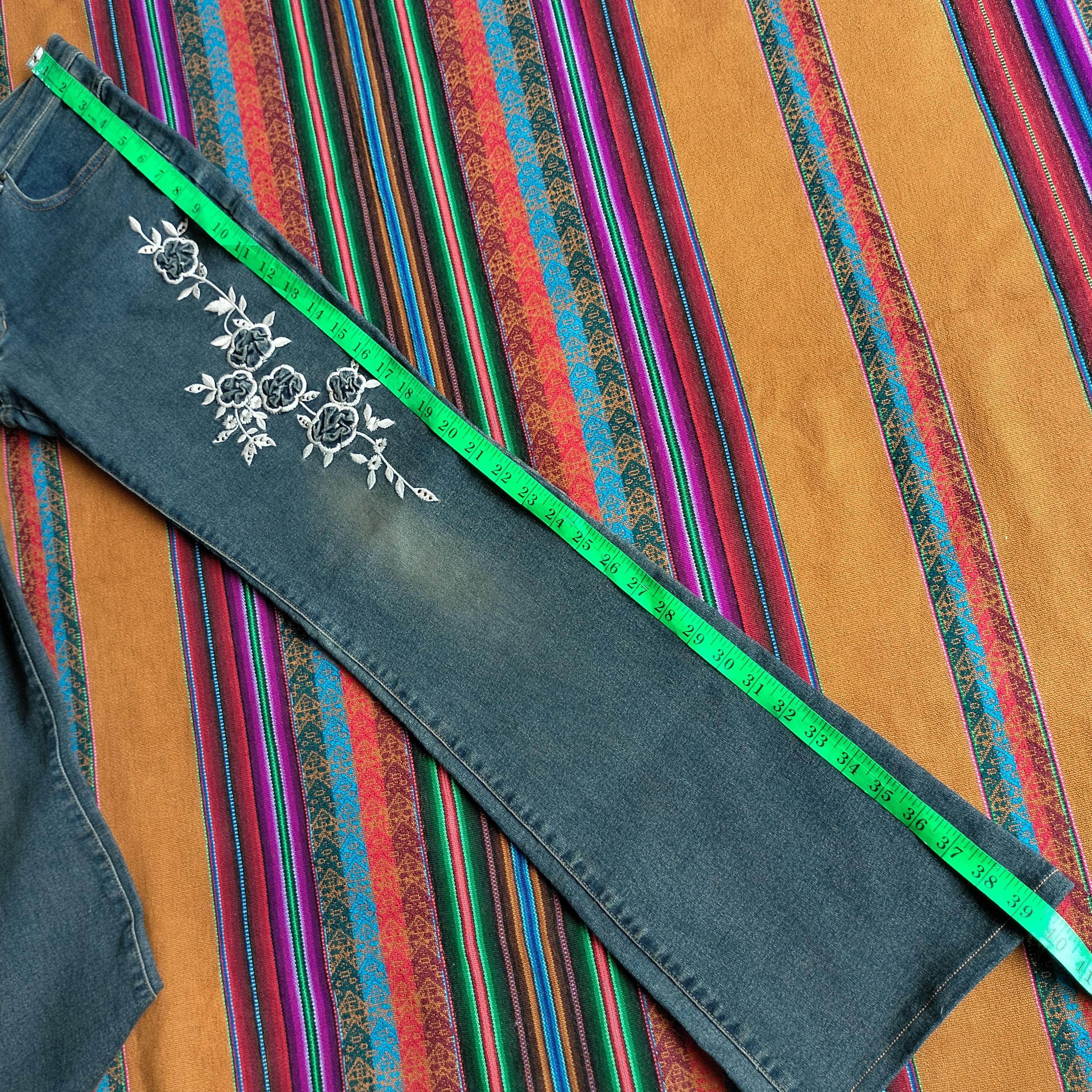 Tornado Mart Sky scraper flower Embroidery 3d mud max flare jeans Size US 30 / EU 46 - 16 Thumbnail