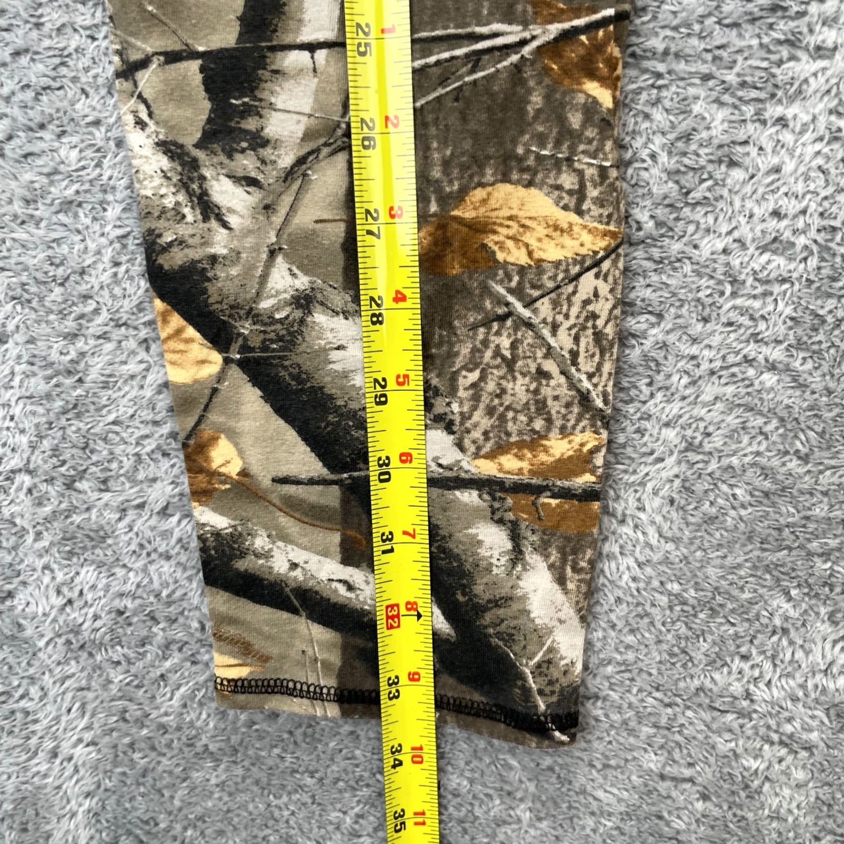 Vintage Legendary Whitetails Leggings Womens XL Camo Real Tree Stretch Hunting Ankle Skinny 28in Inseam Gym & Training, Walking, Activewear, Easy Care Womens Size 26" / US 2 / IT 38 - 6 Thumbnail