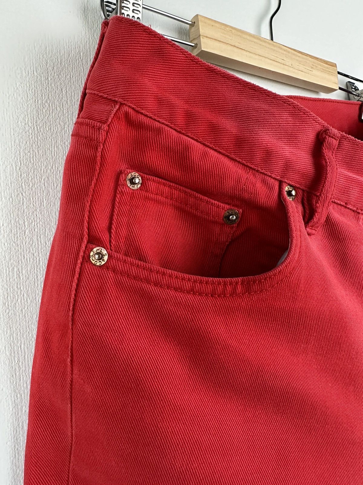 Levi's made in USA 🇺🇸 LEVIS 501 Vintage Red Denim Pants Size US 29 - 7 Thumbnail
