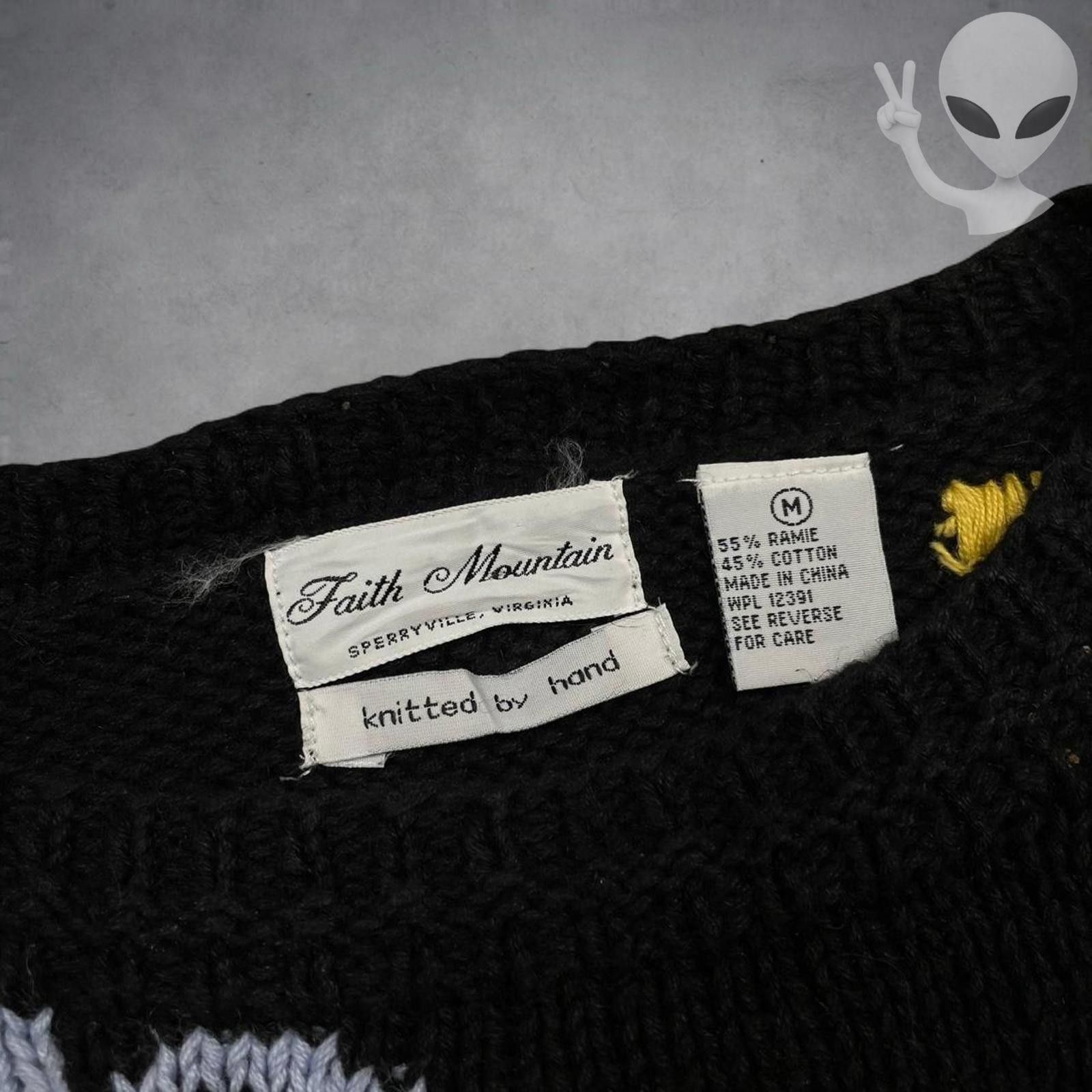 Unknown London Vintage 90s Hand Knit Sweater Medium Black New Years Eve Size US M / EU 48-50 / 2 - 3 Thumbnail