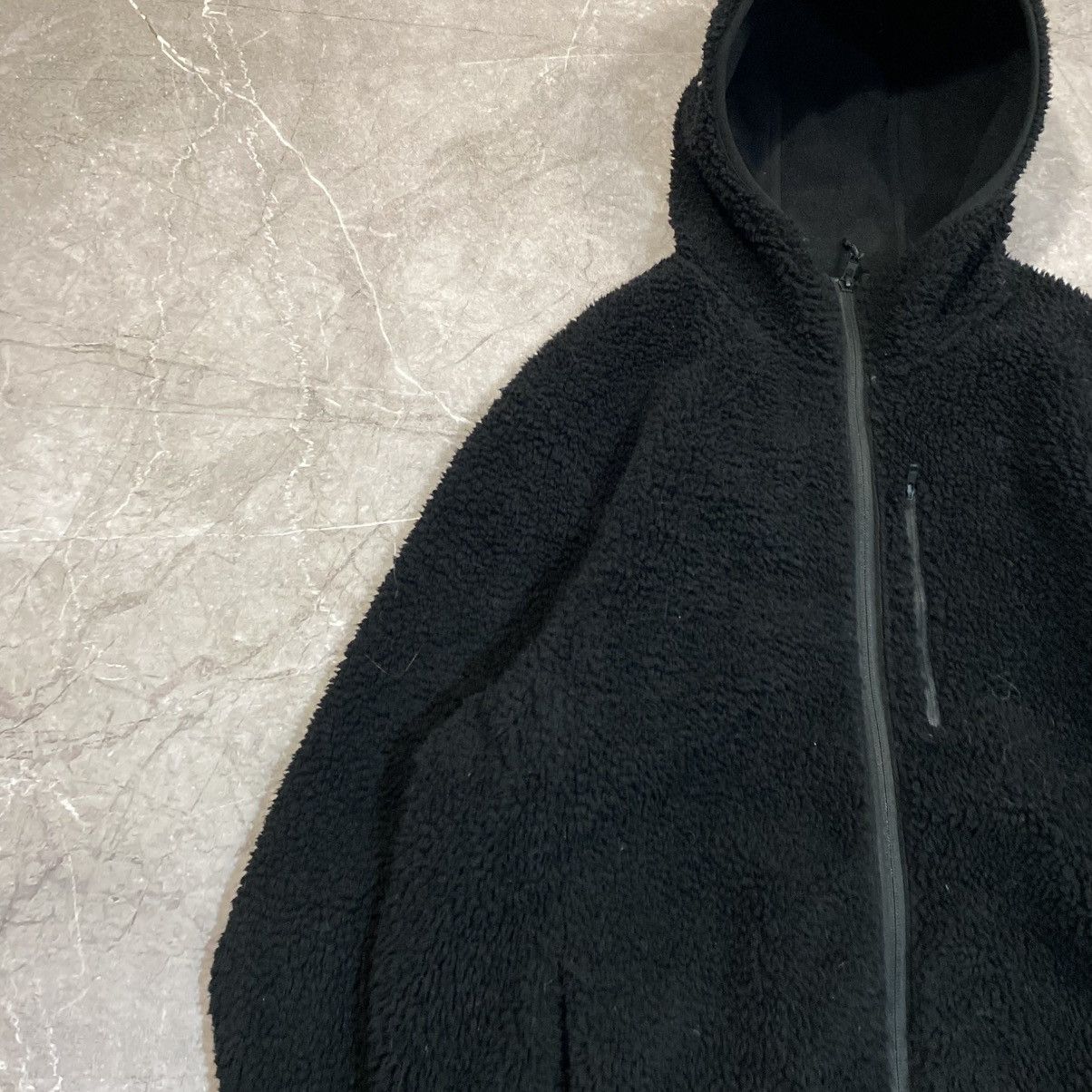 Uniqlo UNIQLO ZIPPED HAIRY FLEECE JACKET BLACK Size US L / EU 52-54 / 3 - 4 Thumbnail