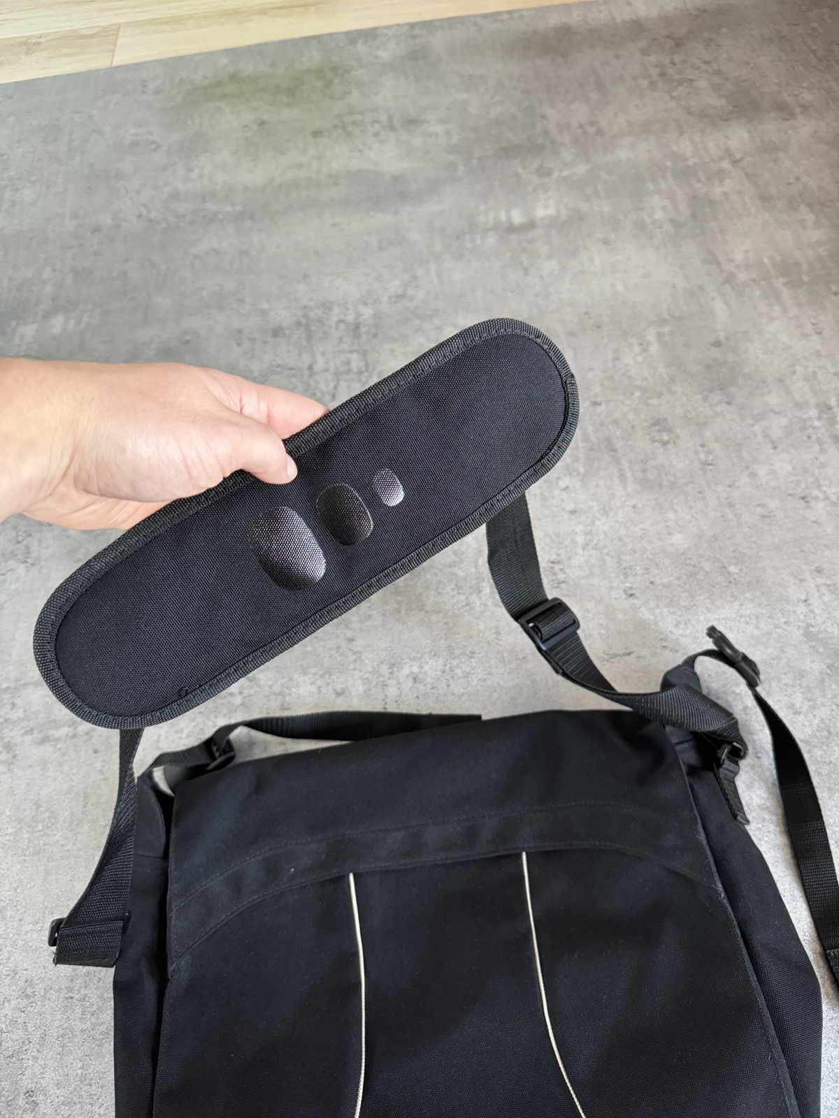 Nike × Vintage Nike Black Swoosh Logo 90s vintage bag Y2K opium Size ONE SIZE - 3 Thumbnail