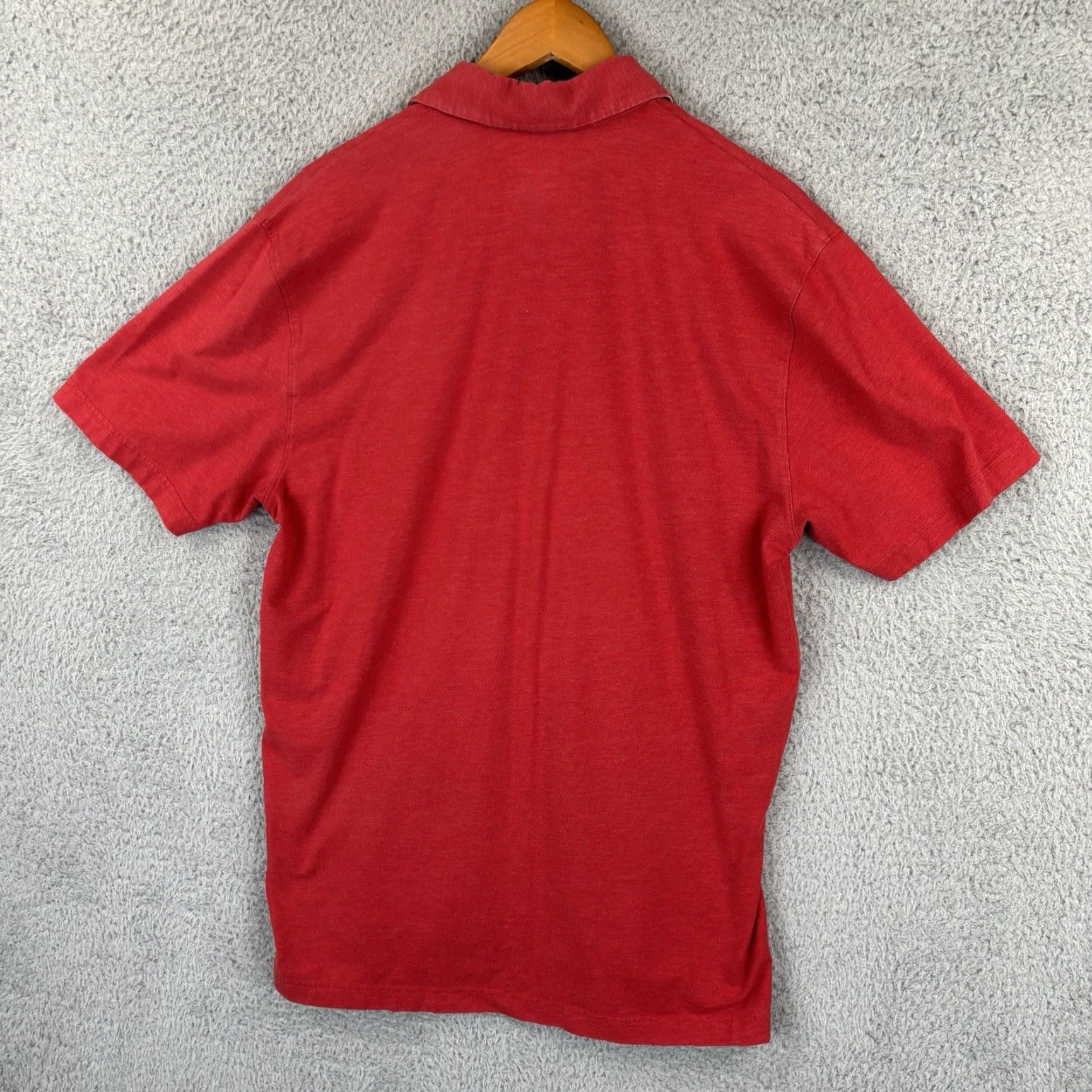 Under Armour Under Armour Polo Shirt Mens L Red Camo Trim HeatGear Golf Casual Size US L / EU 52-54 / 3 - 5 Thumbnail