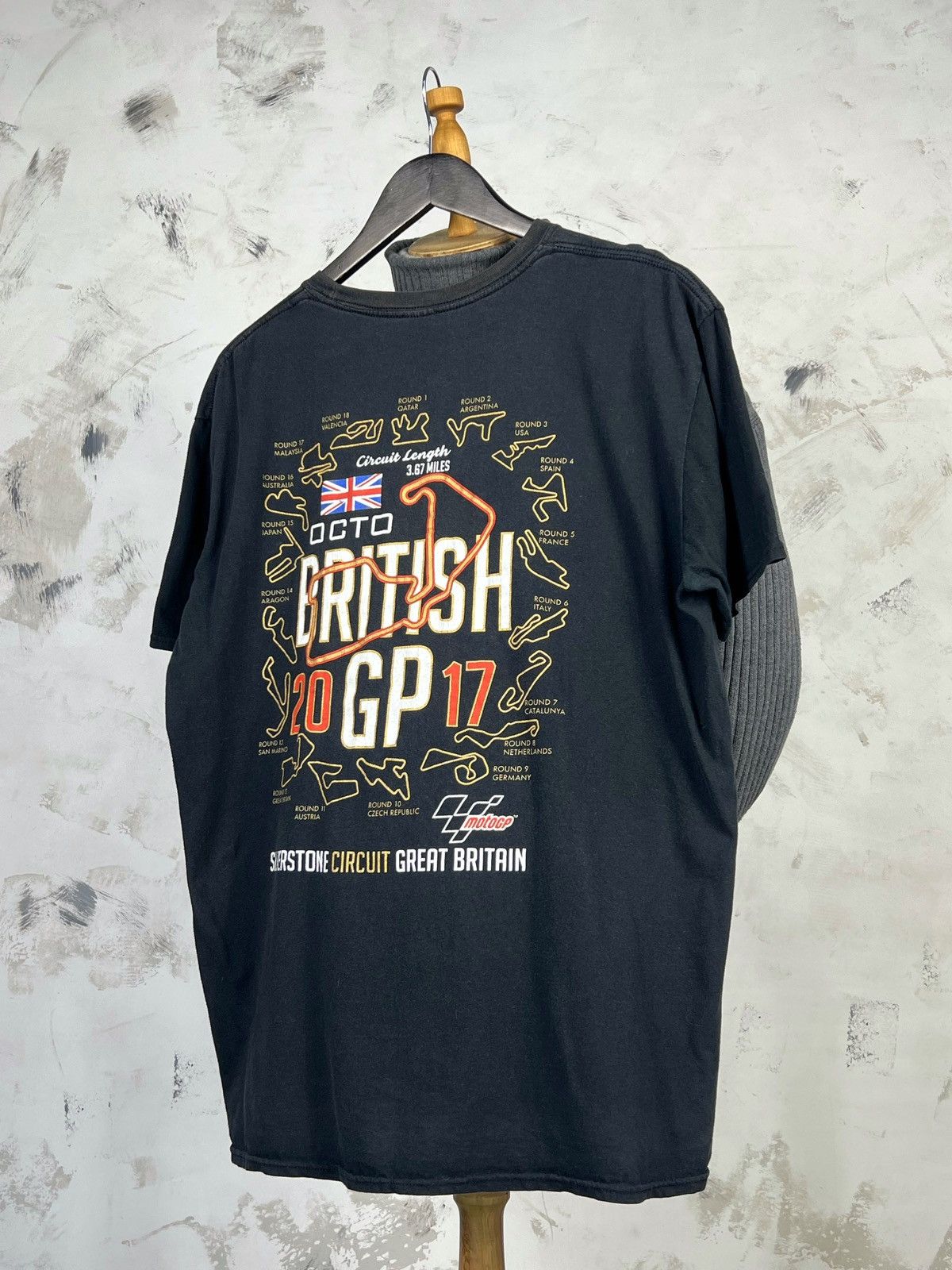 Vintage MotoGP British Grand Prix 2017 T-Shirt Size L - XL Size US XL / EU 56 / 4 - 1 Thumbnail