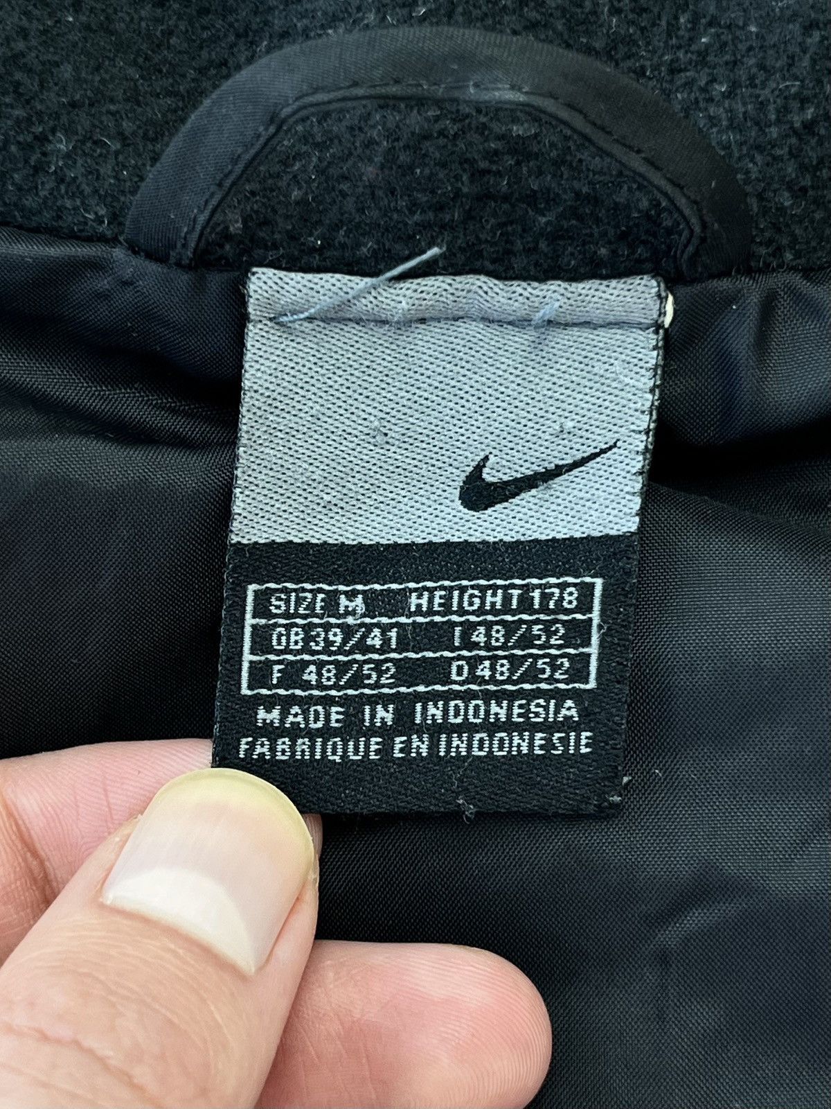 Nike Vintage Nike Puffer Vest Swoosh Logo Y2K 90s Hype Drill Size US M / EU 48-50 / 2 - 6 Thumbnail