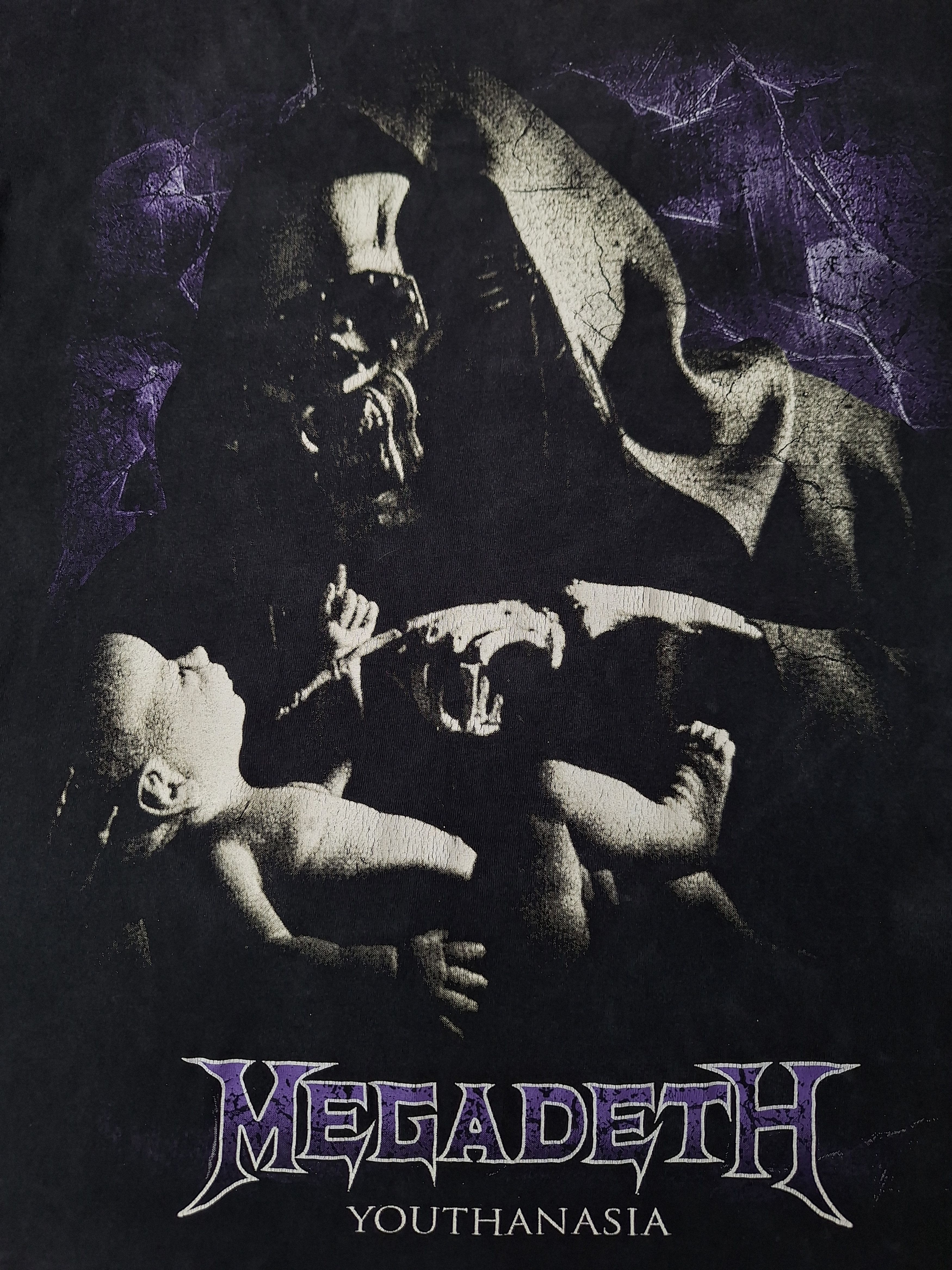 Band Tees 🔥RARE🔥 Vintage megadeth 90s youthanasia album not oasis Size US L / EU 52-54 / 3 - 6 Thumbnail