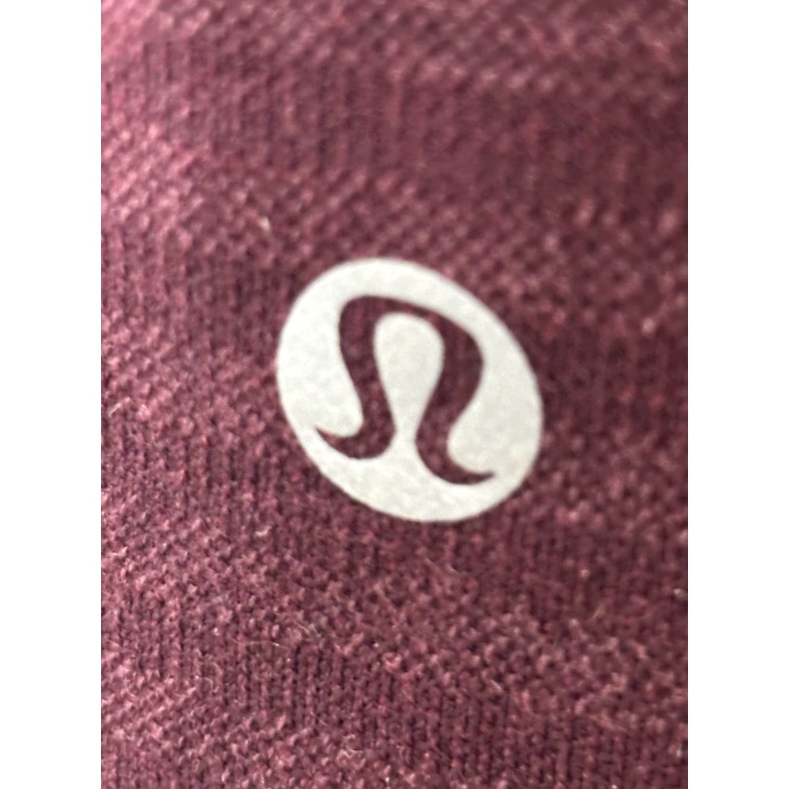 Lululemon VINTAGE Lululemon keep the heat thermal hoodie Maroon Hooded Pullover Women’s 8 Stretch Size M / US 6-8 / IT 42-44 - 6 Thumbnail