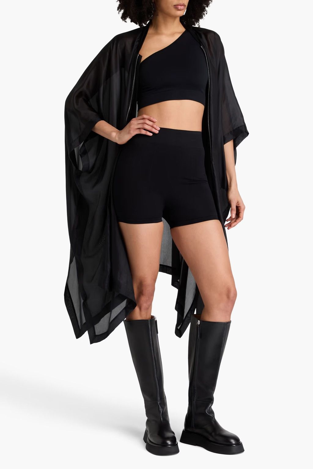 Rick Owens o1y0126 Short in Black Size 28" / US 6 / IT 42 - 2 Thumbnail