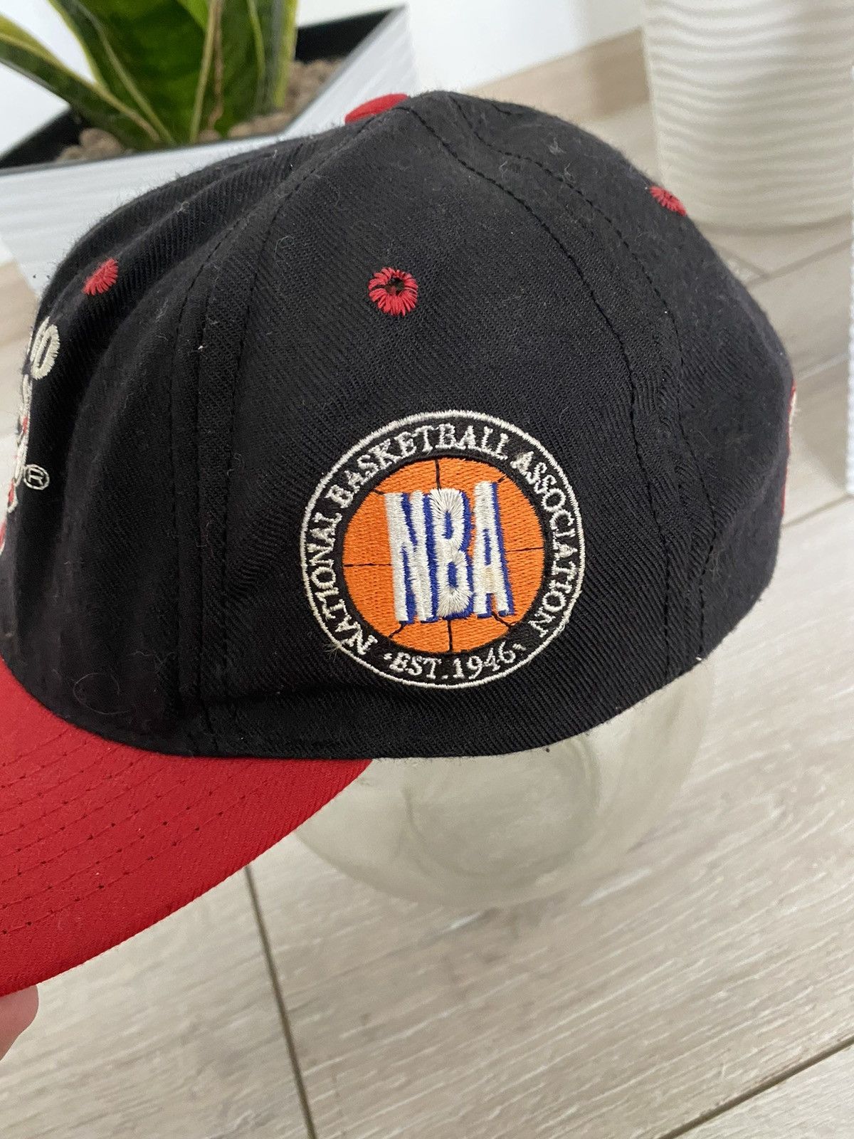 NBA × Vintage Vintage NBA Chicago Bulls Starter Cap SnapBack Hat Size ONE SIZE - 2 Thumbnail