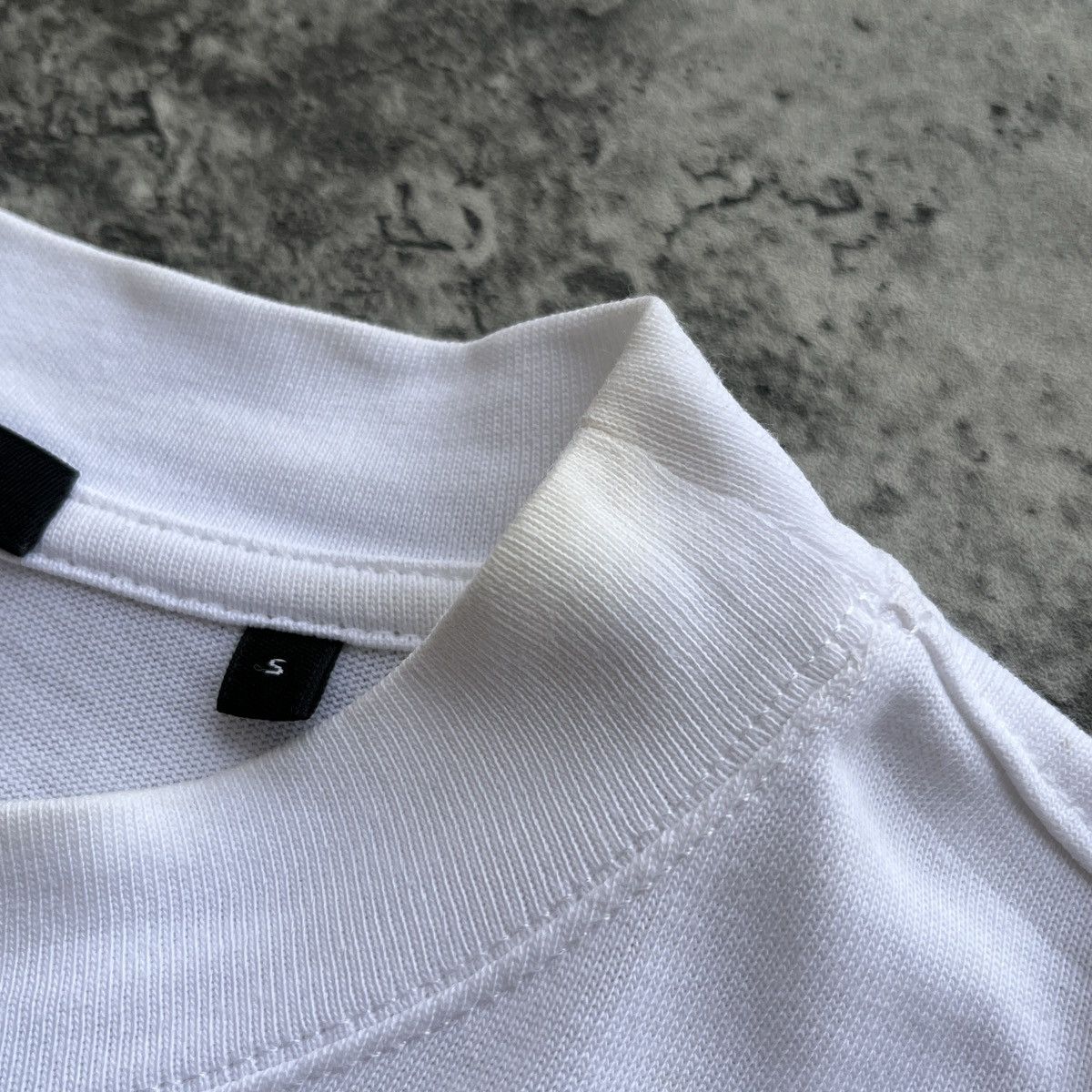 Helmut Lang Helmut Lang Autumn Tour 2018 Tshirt Size US S / EU 44-46 / 1 - 10 Thumbnail