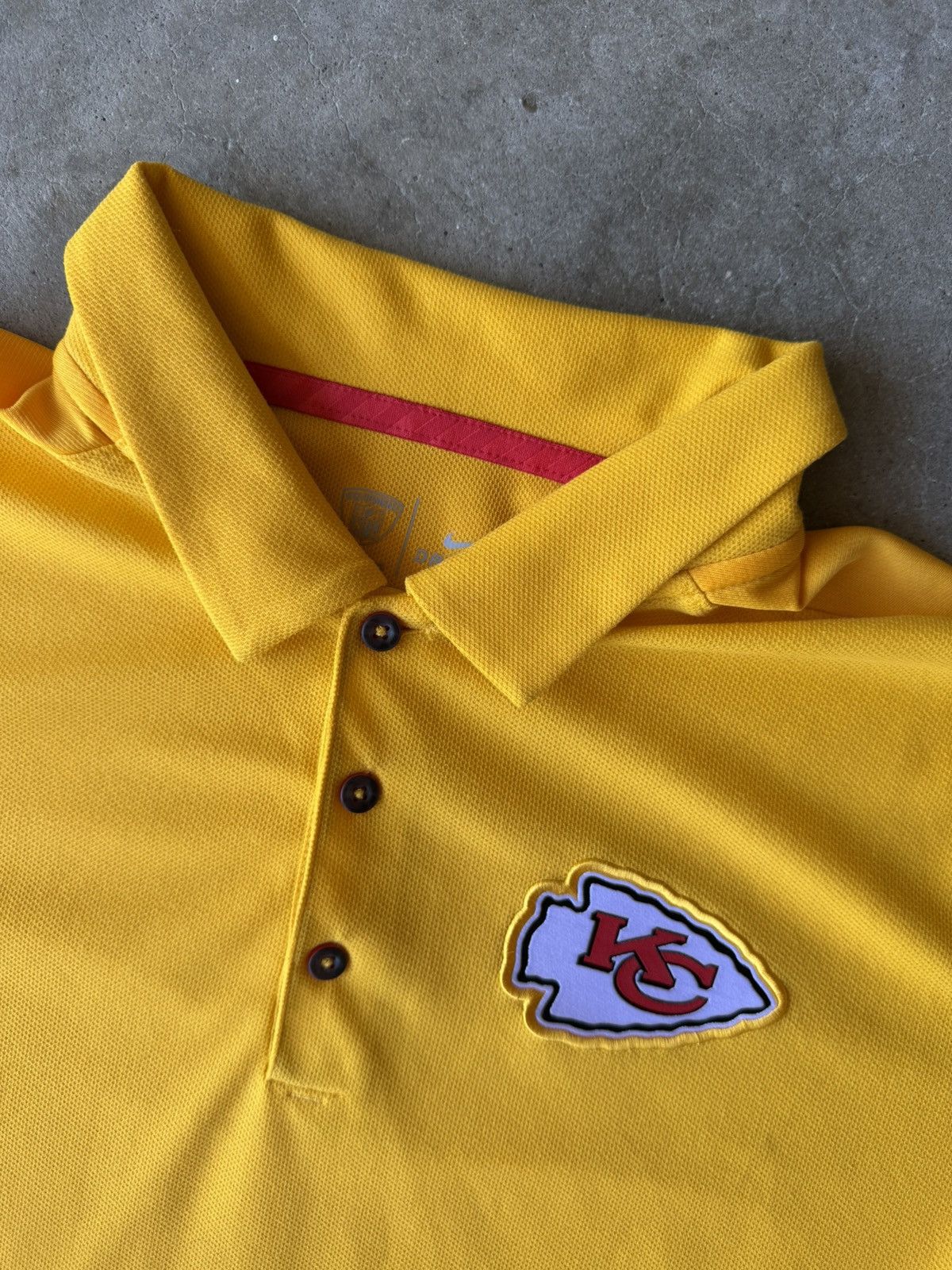 NFL × Vintage Kansas City Chiefs Polo Shirt Size Medium Size US M / EU 48-50 / 2 - 2 Thumbnail