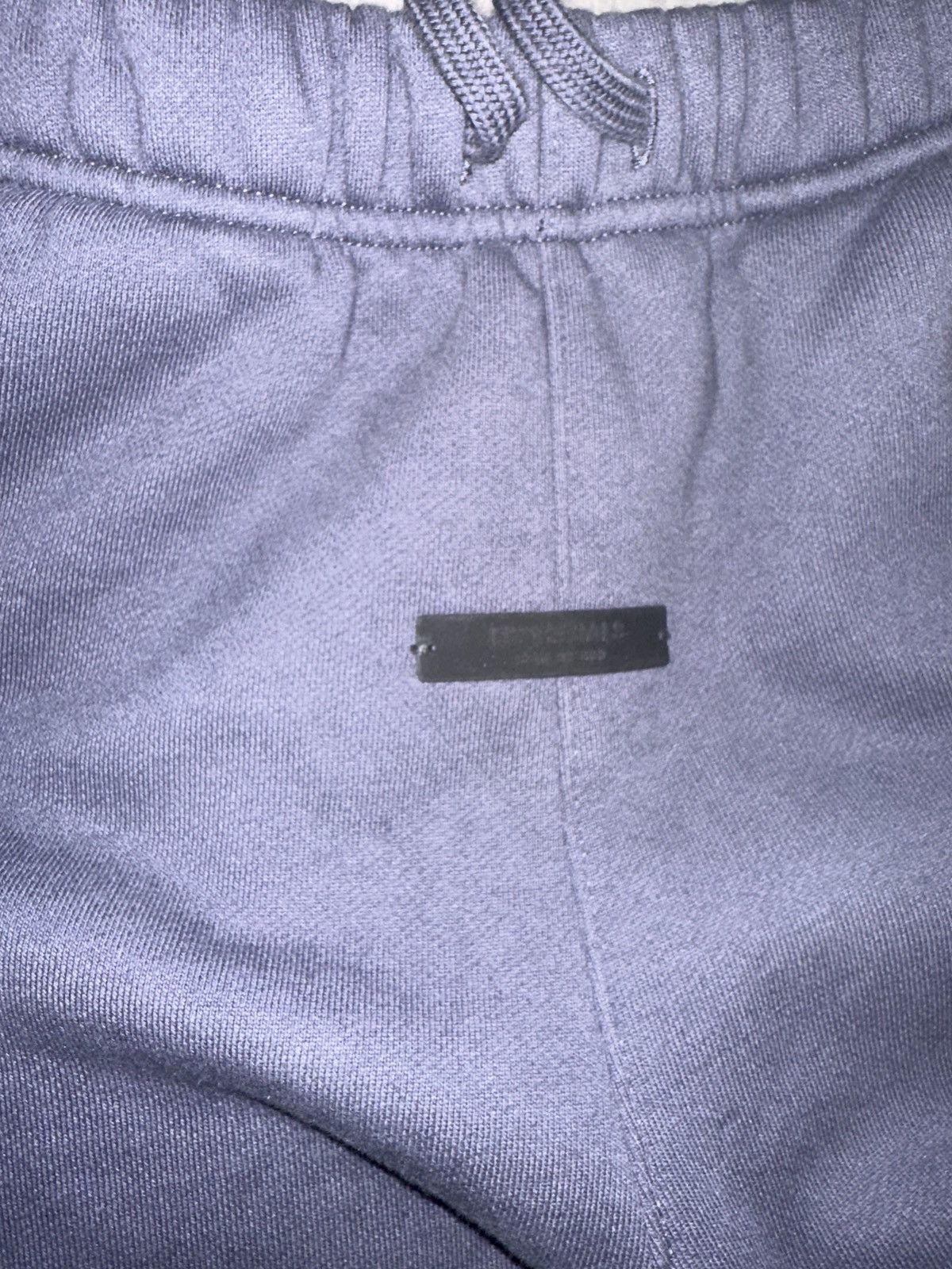 Essentials Blue navy essentials sweatpants Size US 33 - 2 Thumbnail