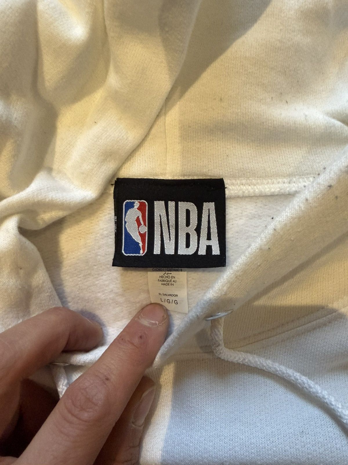 NBA Memphis Grizzlies NBA Hoodie – White Pullover Size US L / EU 52-54 / 3 - 3 Thumbnail