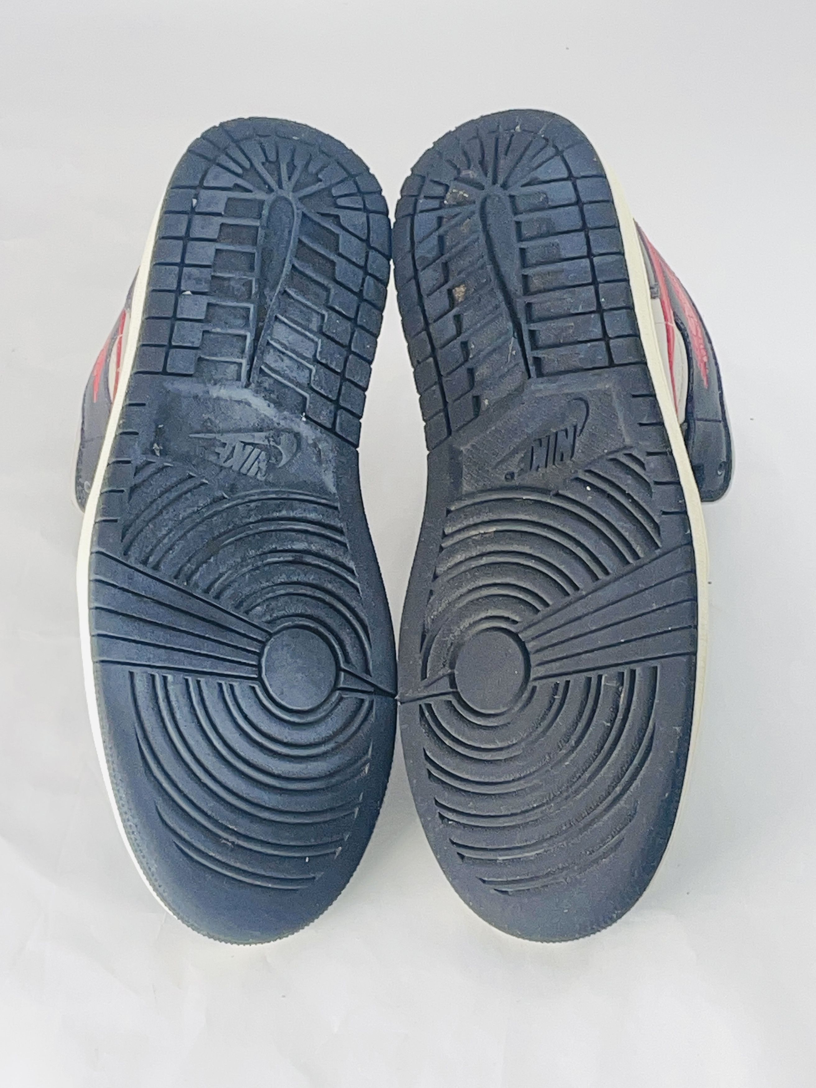 Nike Vintage Nike Air Jordan 1 High OG–Größe EU 41/UK7/US9.5 Size US 8 / EU 41 - 8 Thumbnail