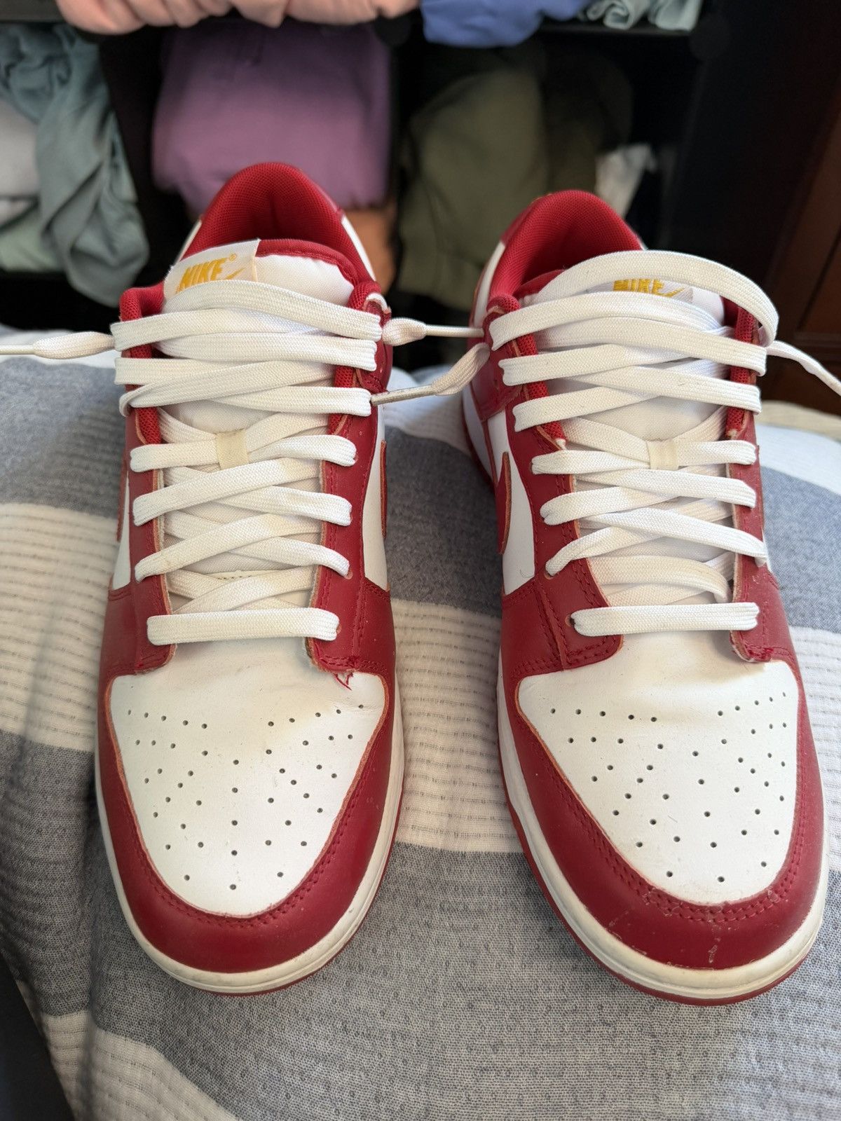 Nike Nike Dunk - USC Size US 10.5 / EU 43-44 - 2 Thumbnail