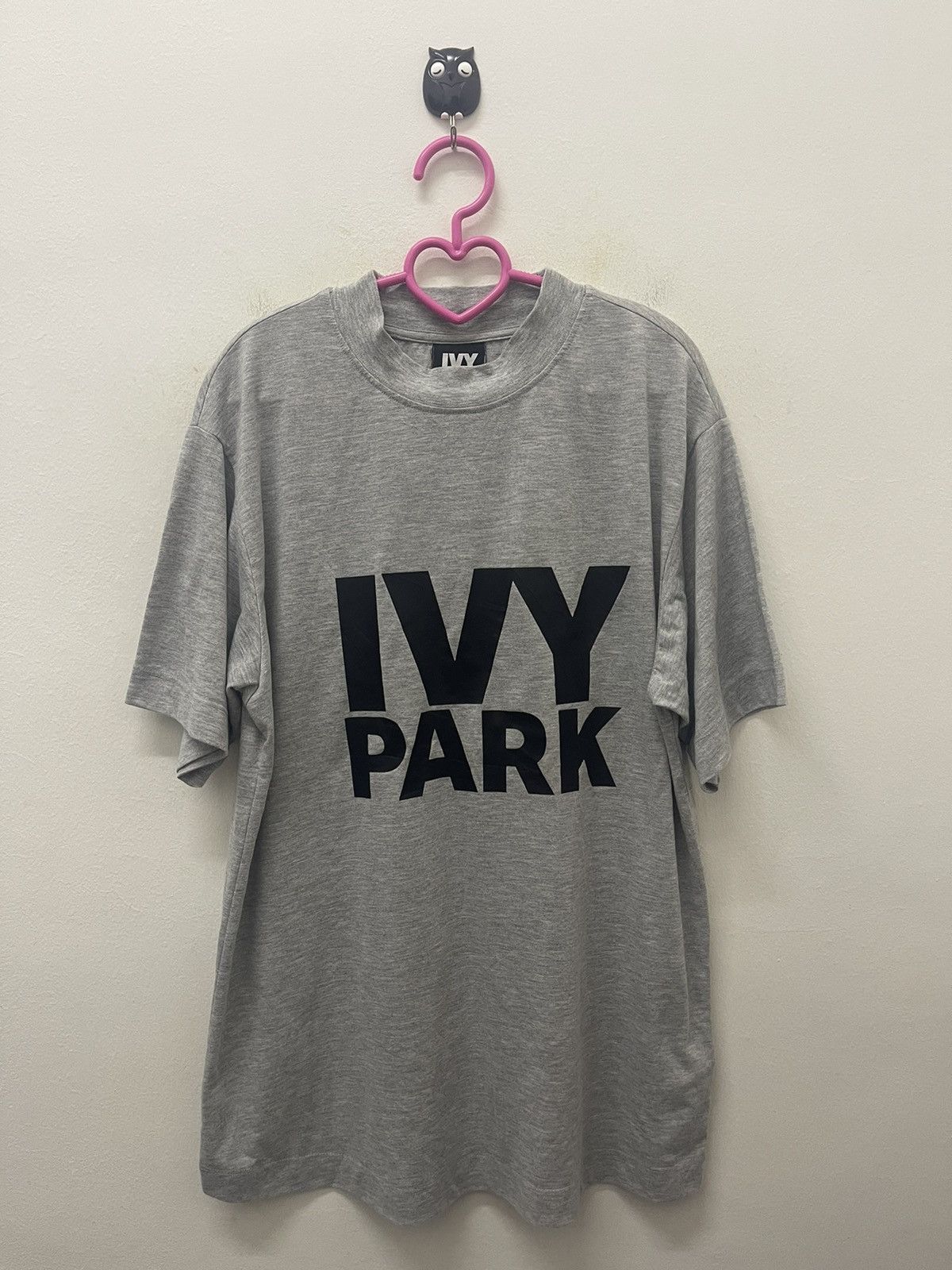 Ivy Park Rare IVY PARK Spell Out Oversize Tee Size XS / US 0-2 / IT 36-38 - 1 Thumbnail